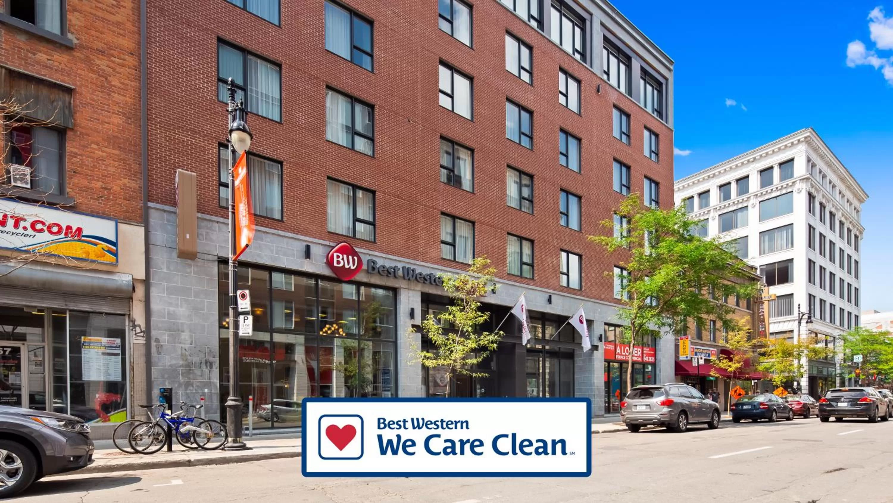 Property building in Best Western Plus Hotel Montreal