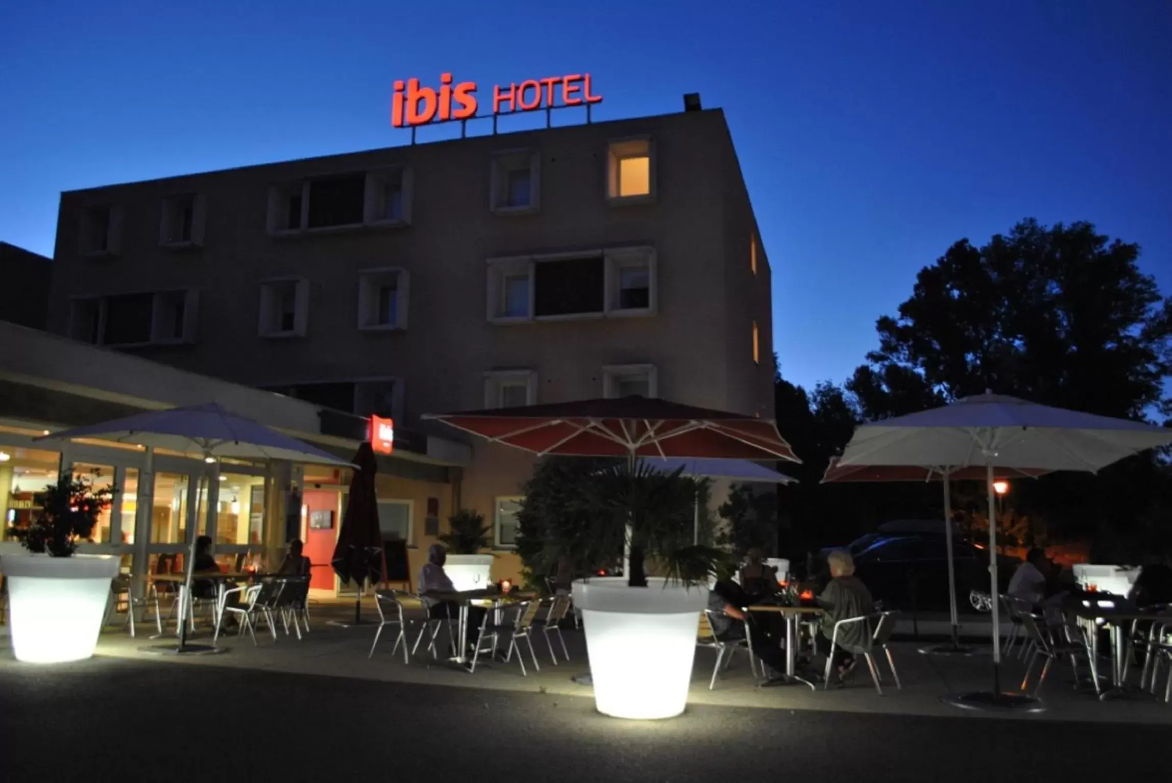 Patio, Patio/Outdoor Area in ibis Loriol Le Pouzin