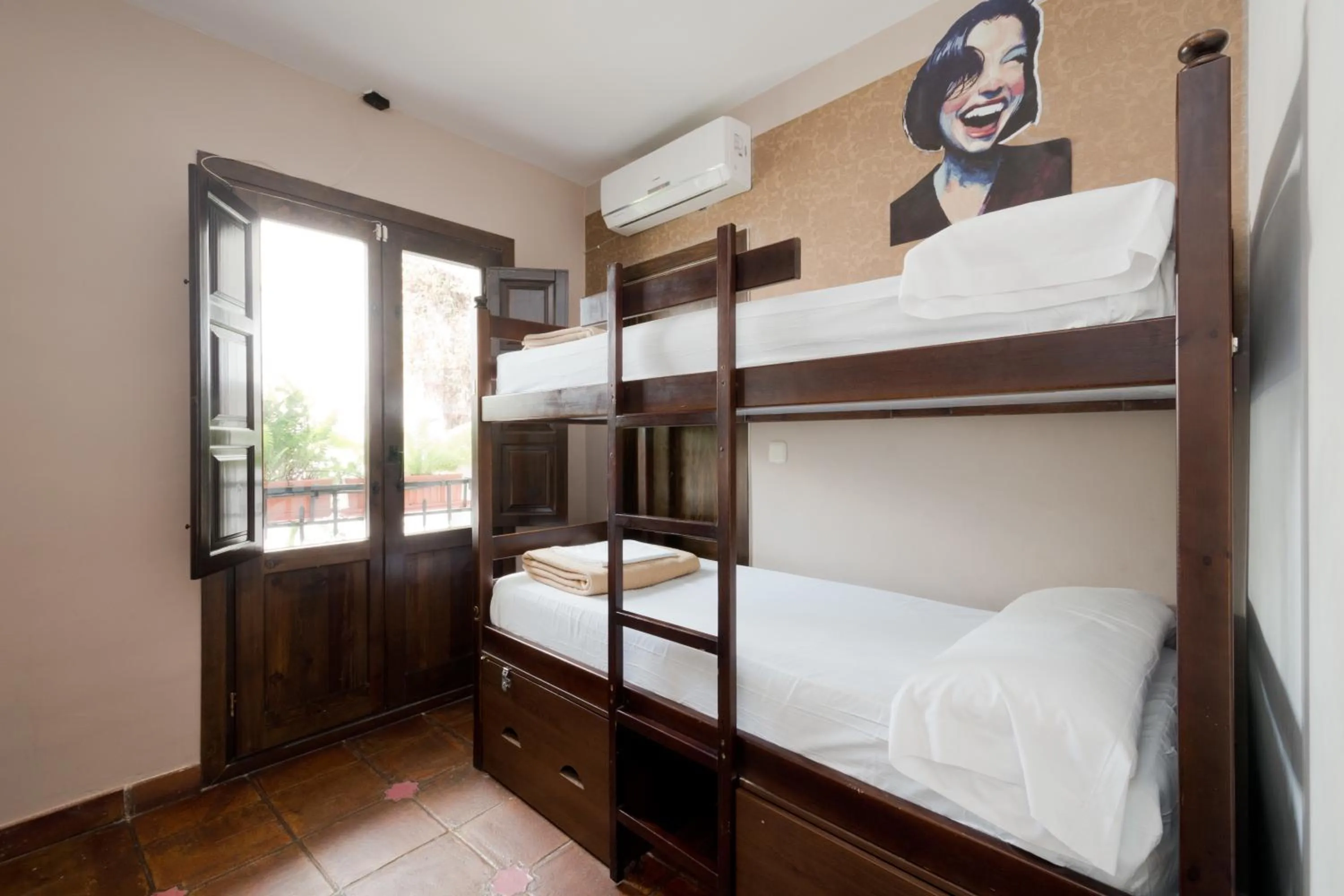 Photo of the whole room, Bed in Oasis Backpackers' Hostel Granada