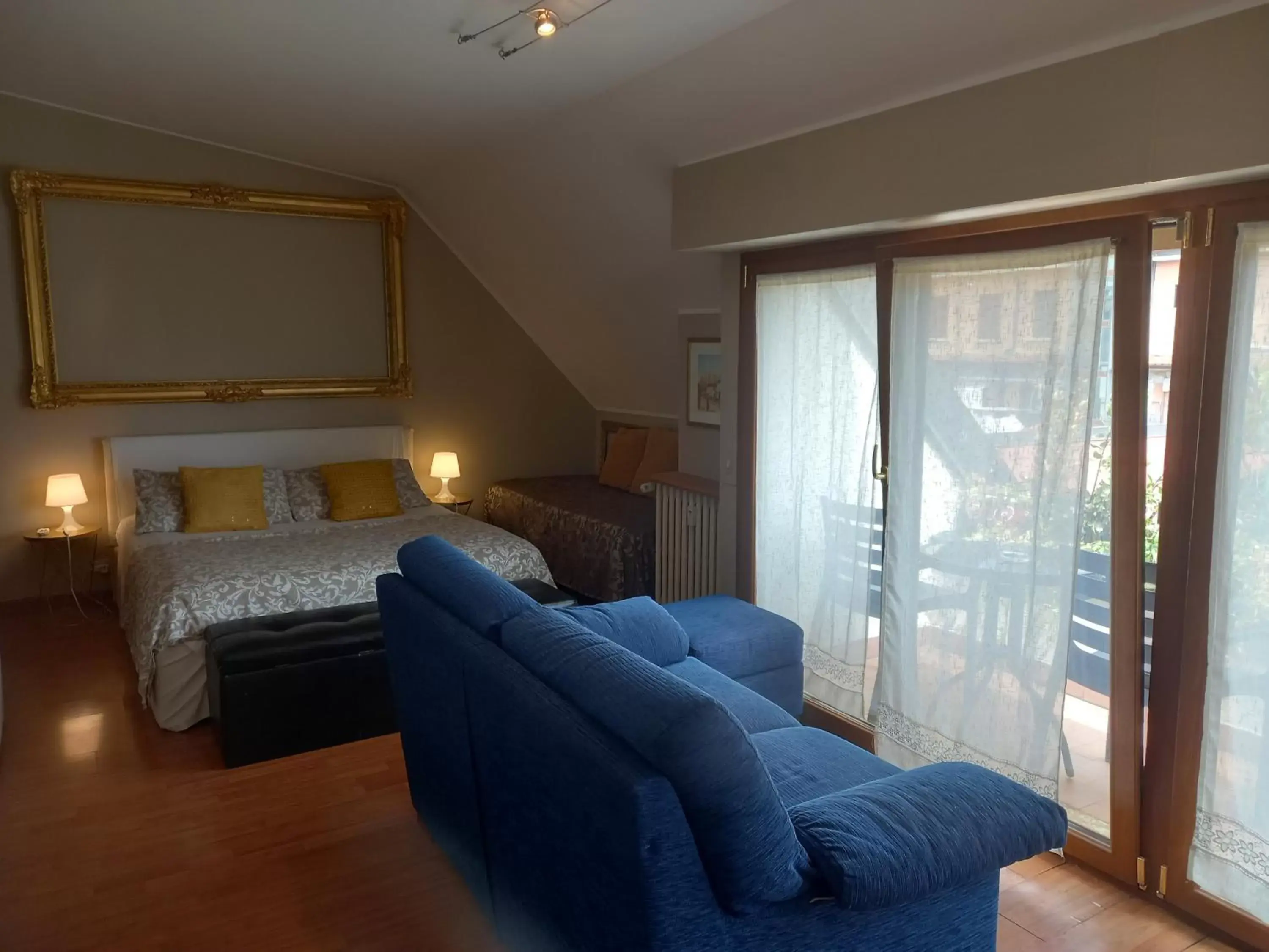 Photo of the whole room in Residence House Aramis Milano -with free parking