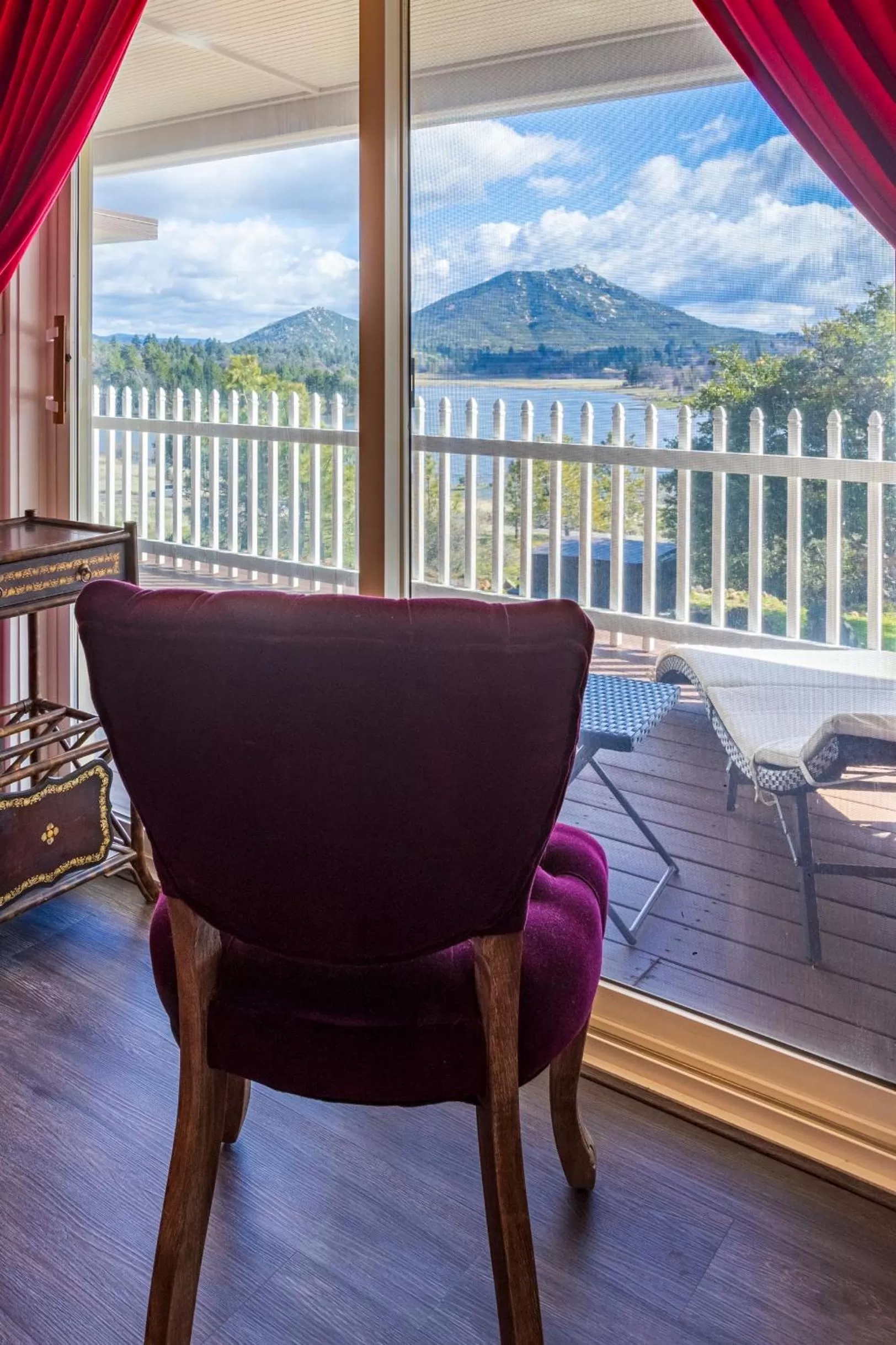 Quiet Mind Mountain Lodge, Retreat & Spa