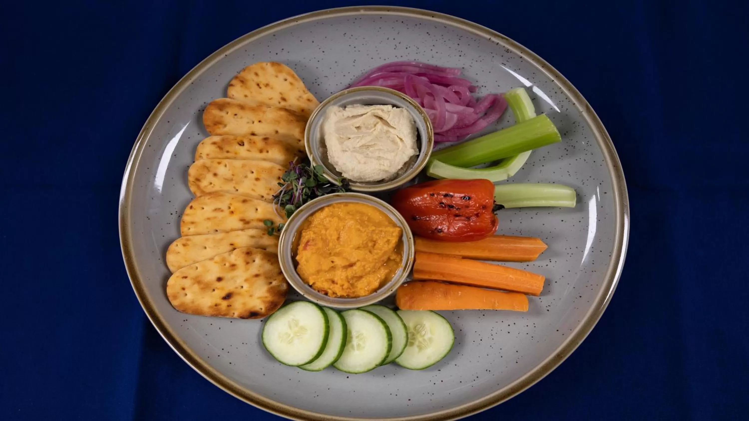 Meals in Holiday Inn & Suites Atlanta Perimeter Dunwoody, an IHG Hotel