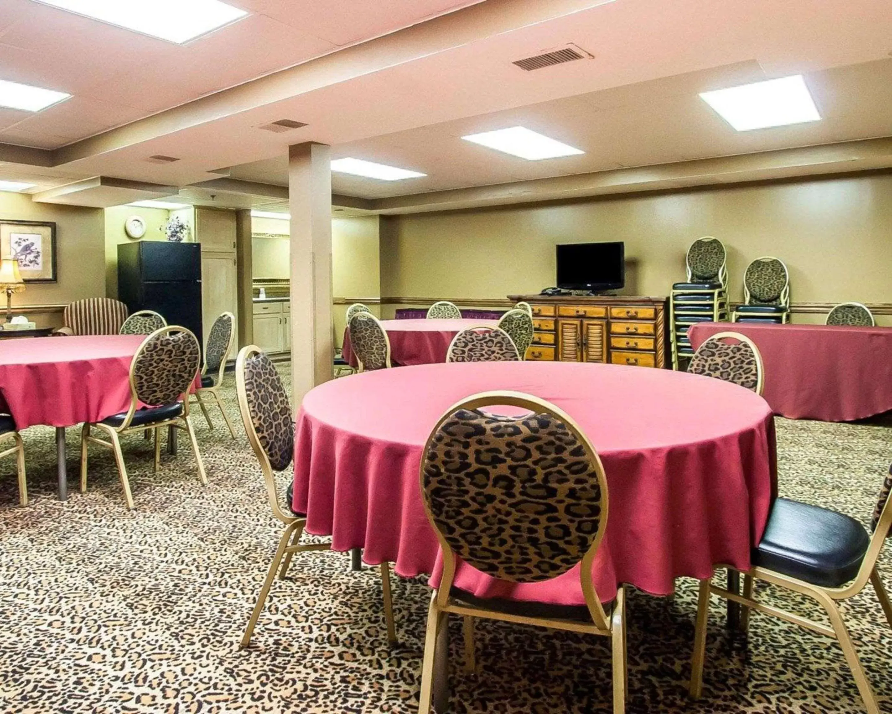 On site, Restaurant/Places to Eat in Clarion Hotel Branson