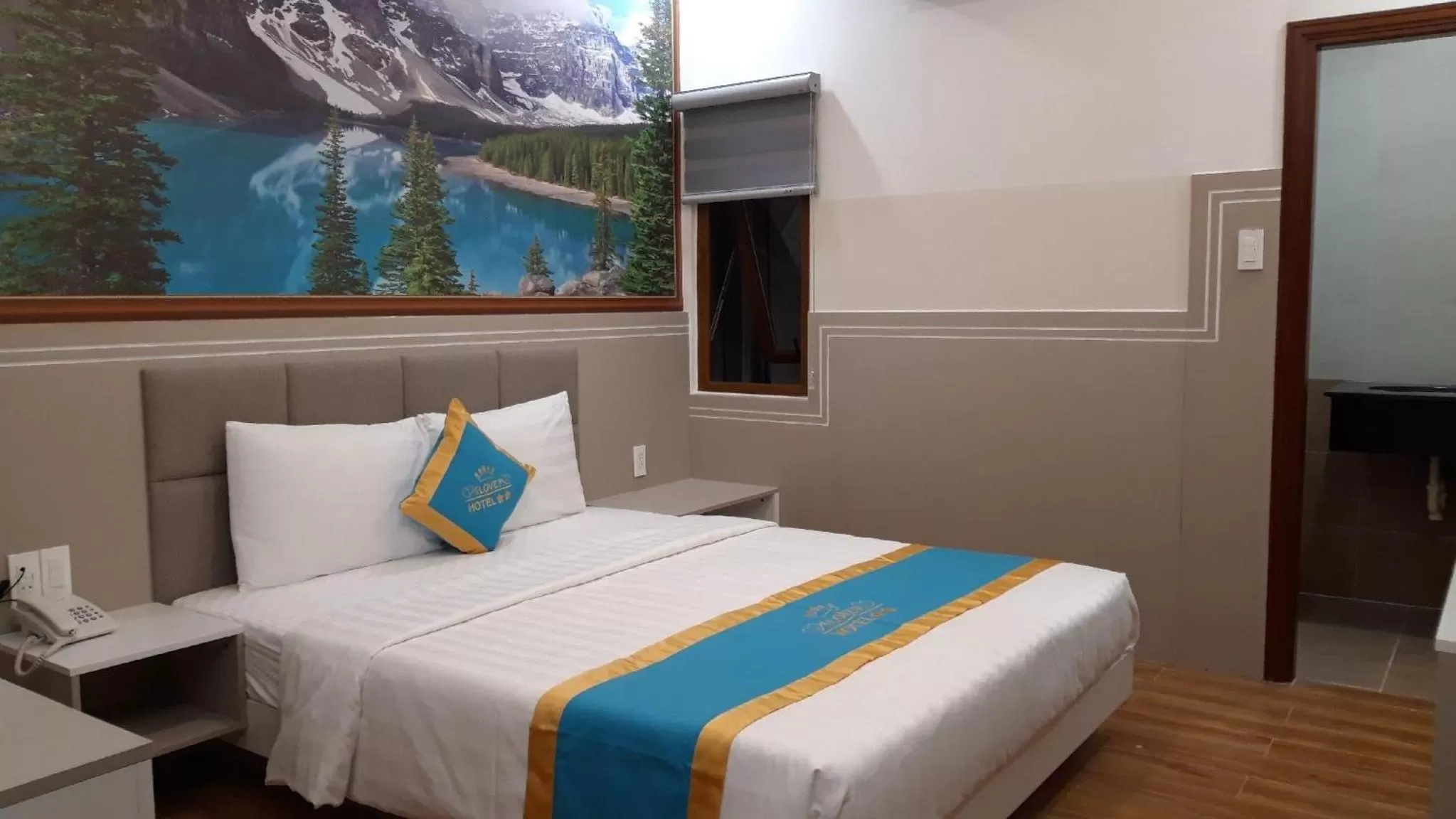 Bed in Love Hotel Airport