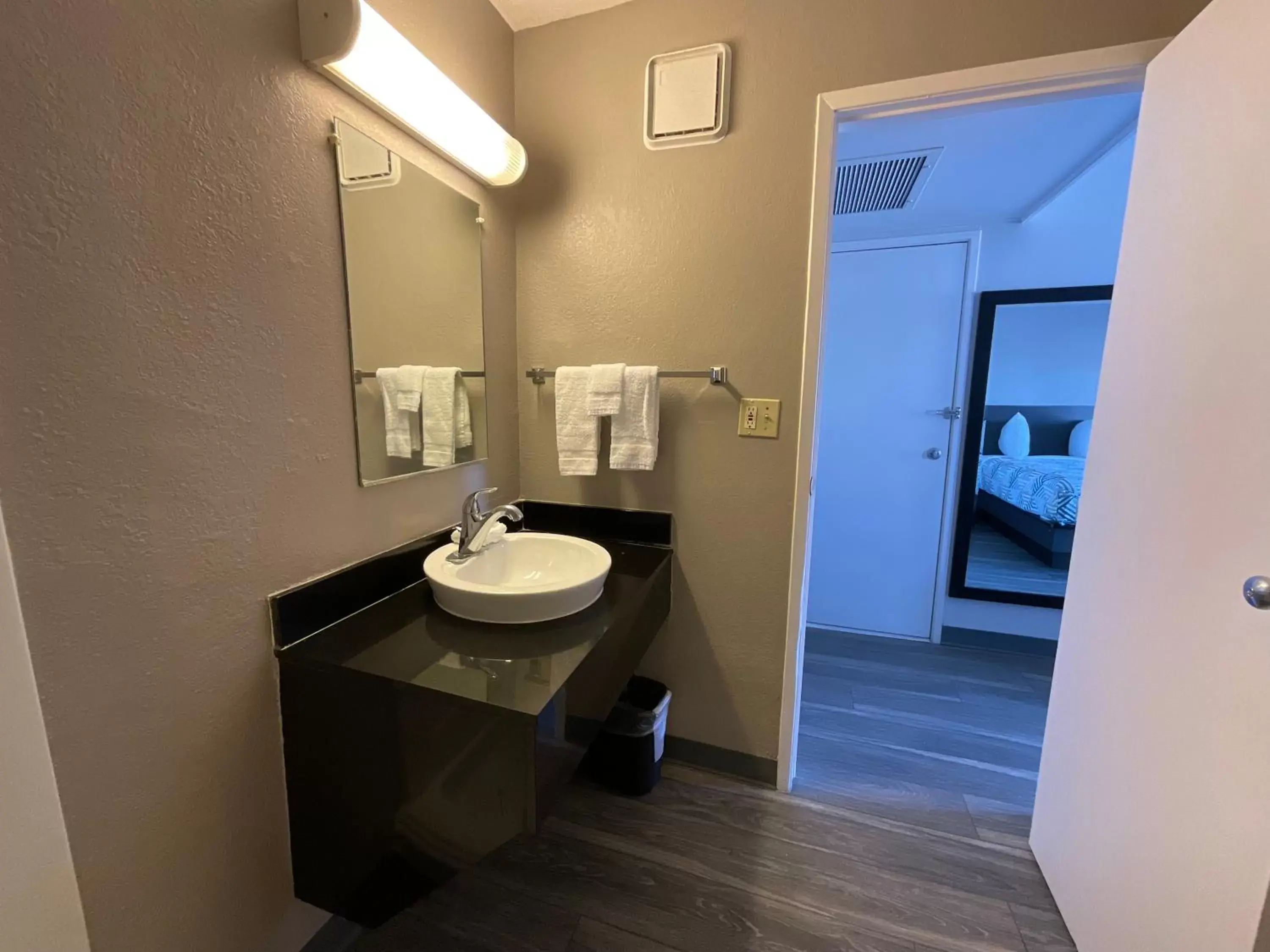 Bathroom in Motel 6-Ely, NV