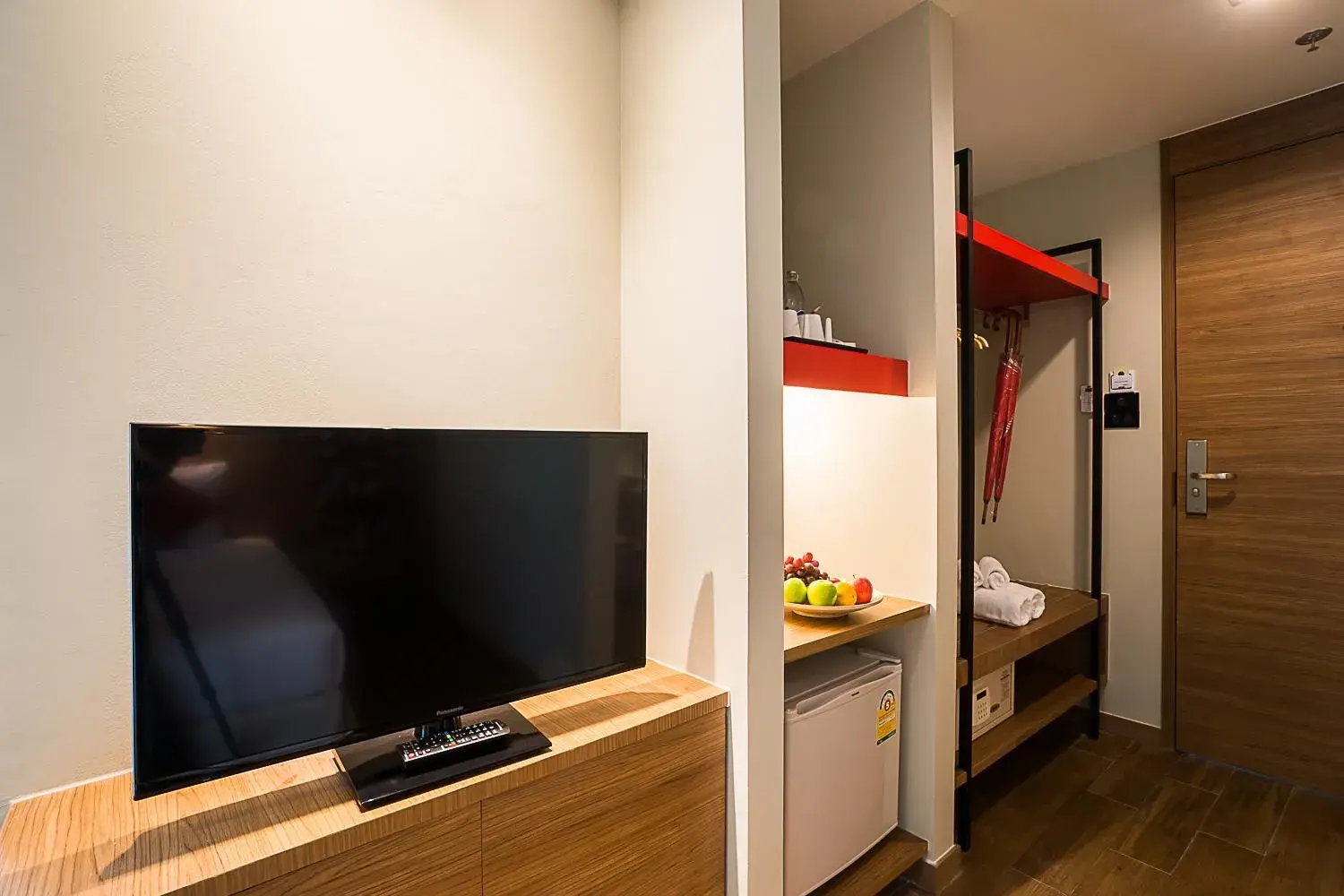 TV and multimedia, TV/Entertainment Center in Sunshine Hip Hotel - SHA Extra Plus