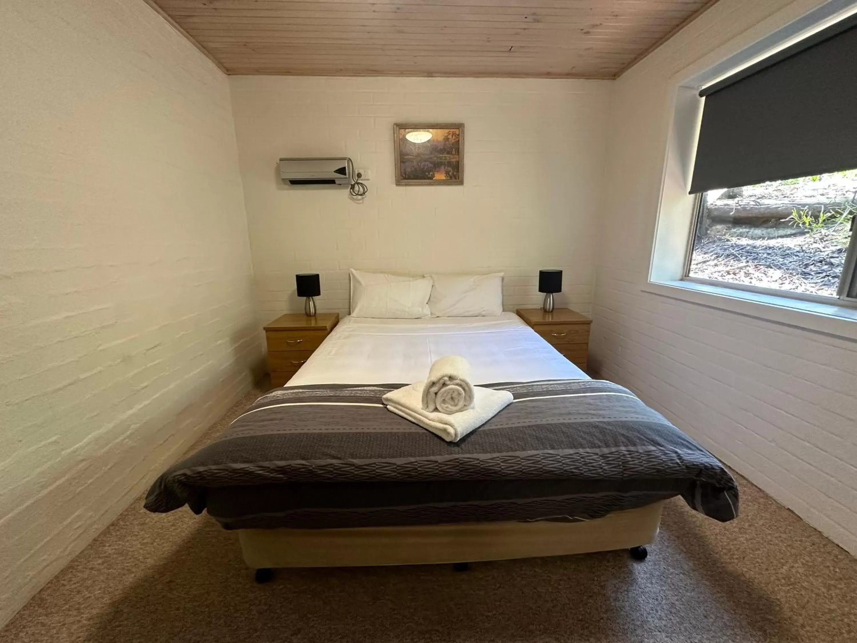 Bedroom, Bed in Kianinny Bush Cottages