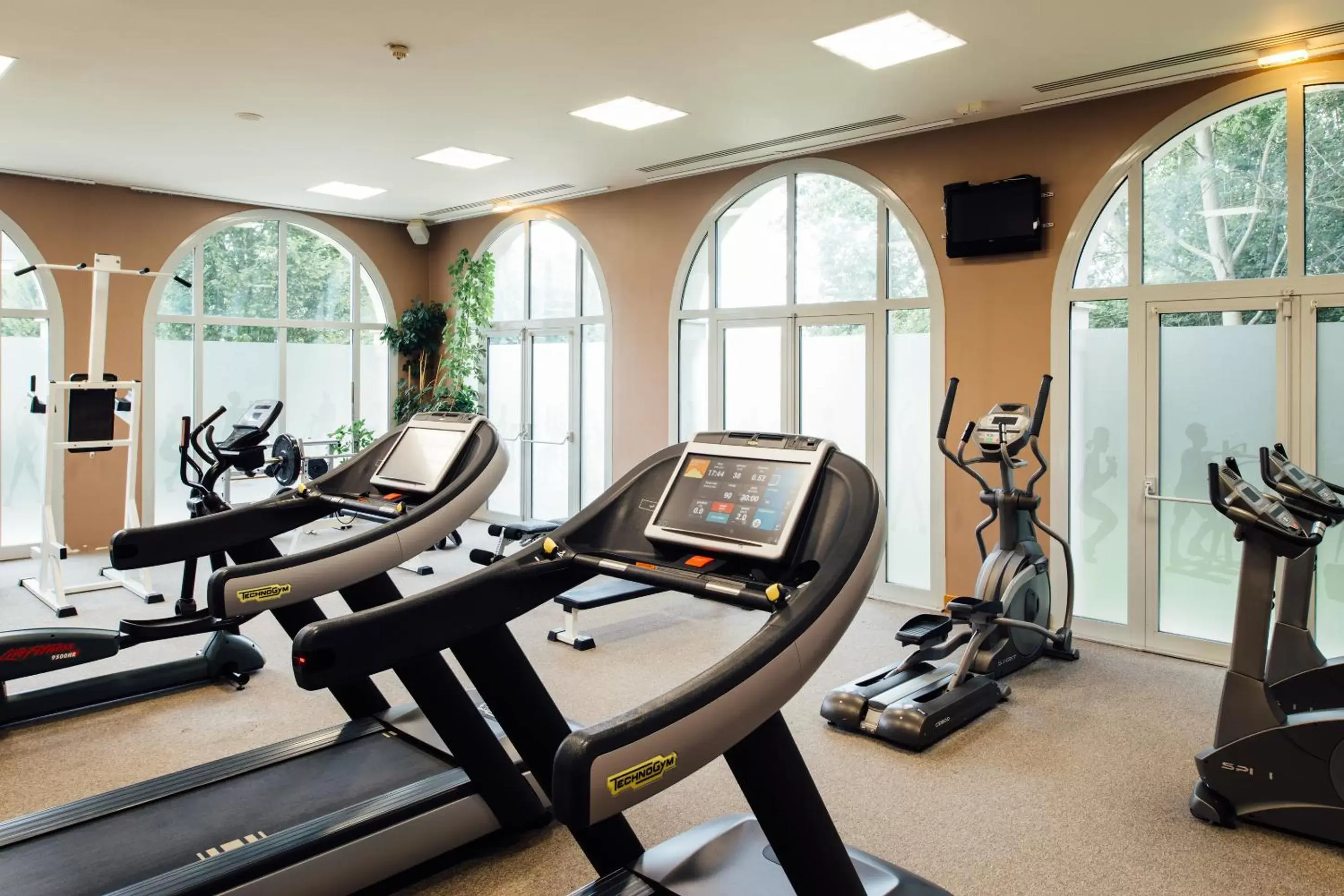 Fitness centre/facilities in Dream Castle Hotel Marne La Vallee Fitness centre/facilities in Dream Castle Hotel Marne La Vallee