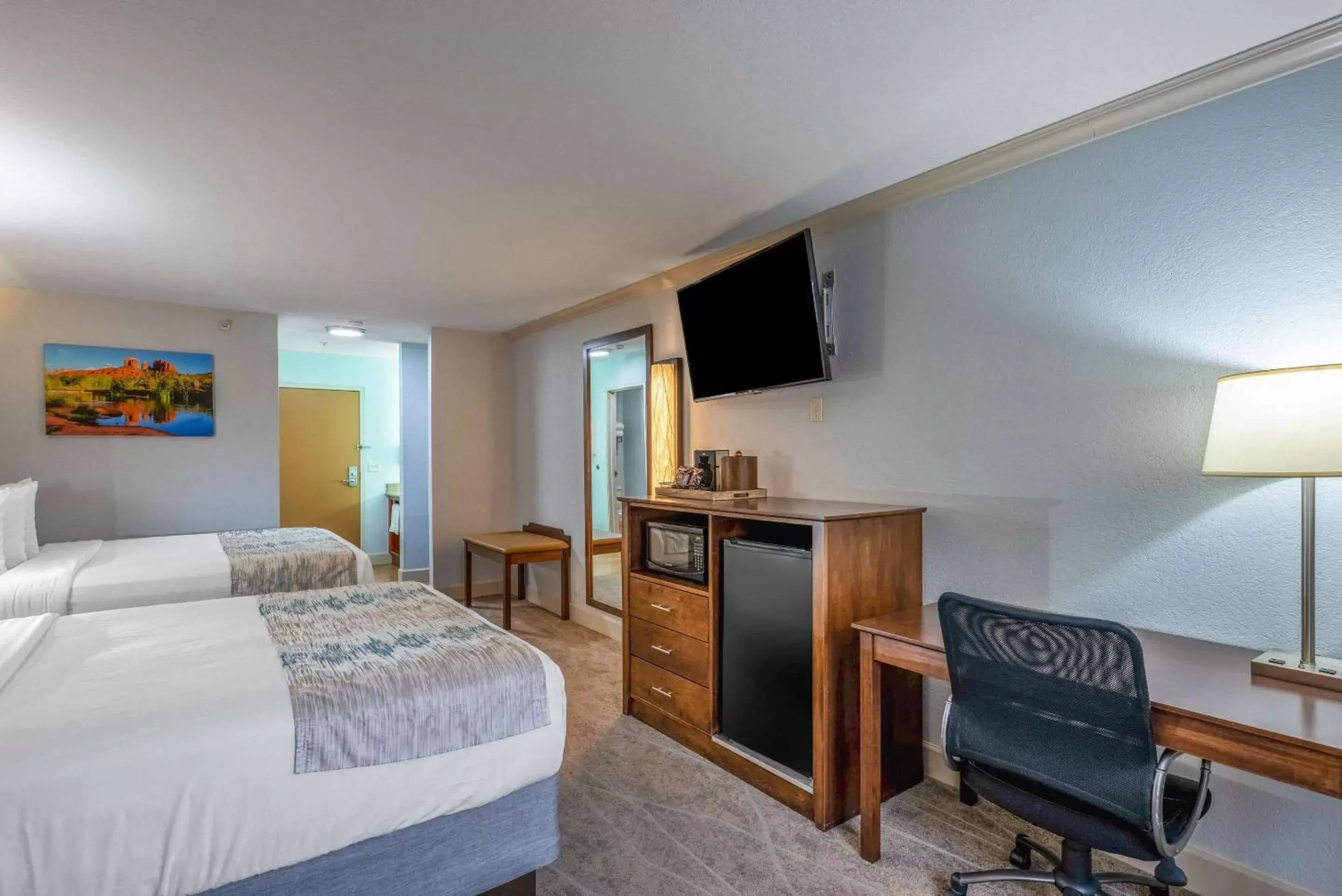 Photo of the whole room, Bed in Arroyo Pinion Hotel, an Ascend Collection Hotel Photo of the whole room, Bed in Arroyo Pinion Hotel, an Ascend Collection Hotel