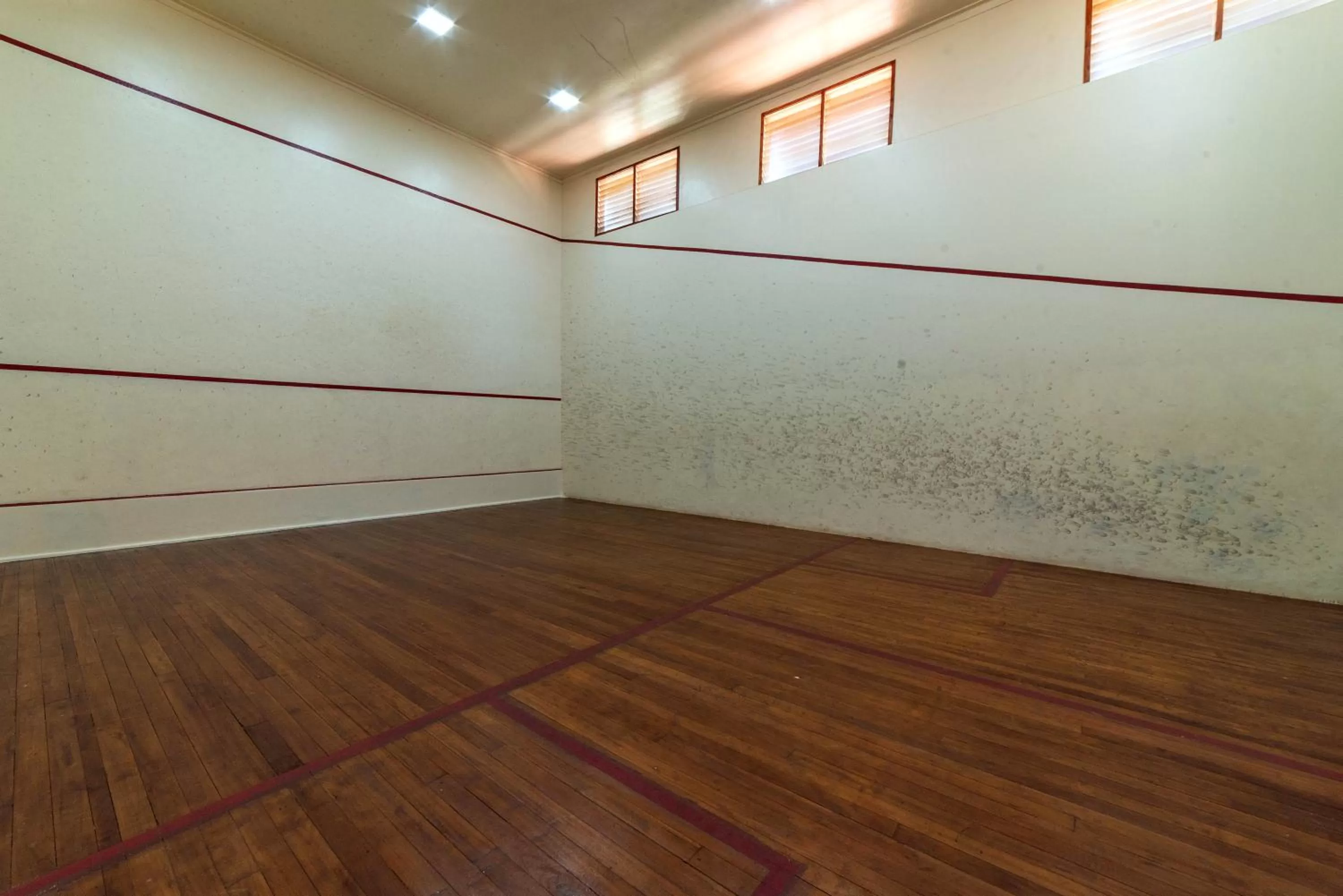 Squash in Afro Park Hotel
