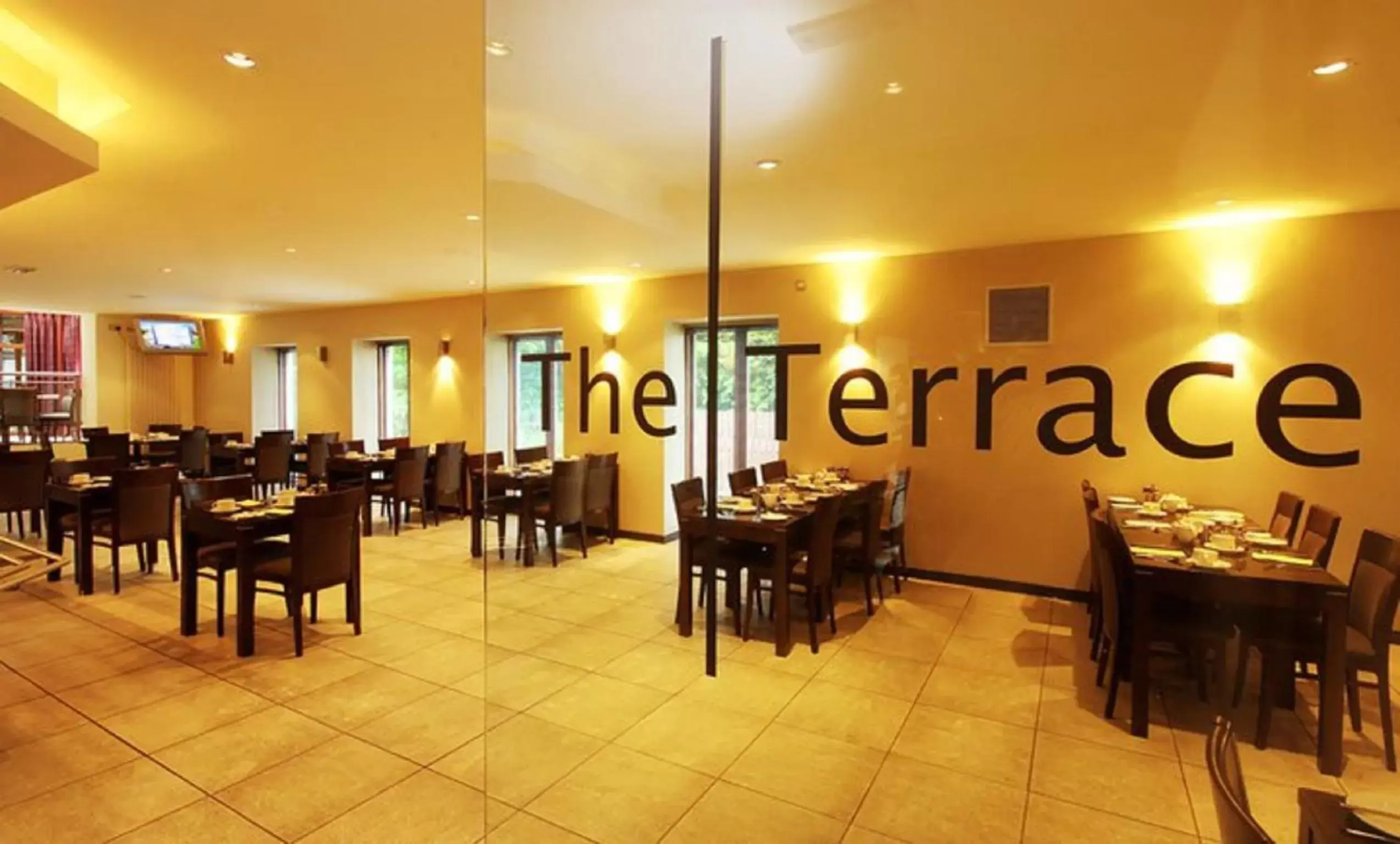 Restaurant/Places to Eat in Rosspark Hotel Kells