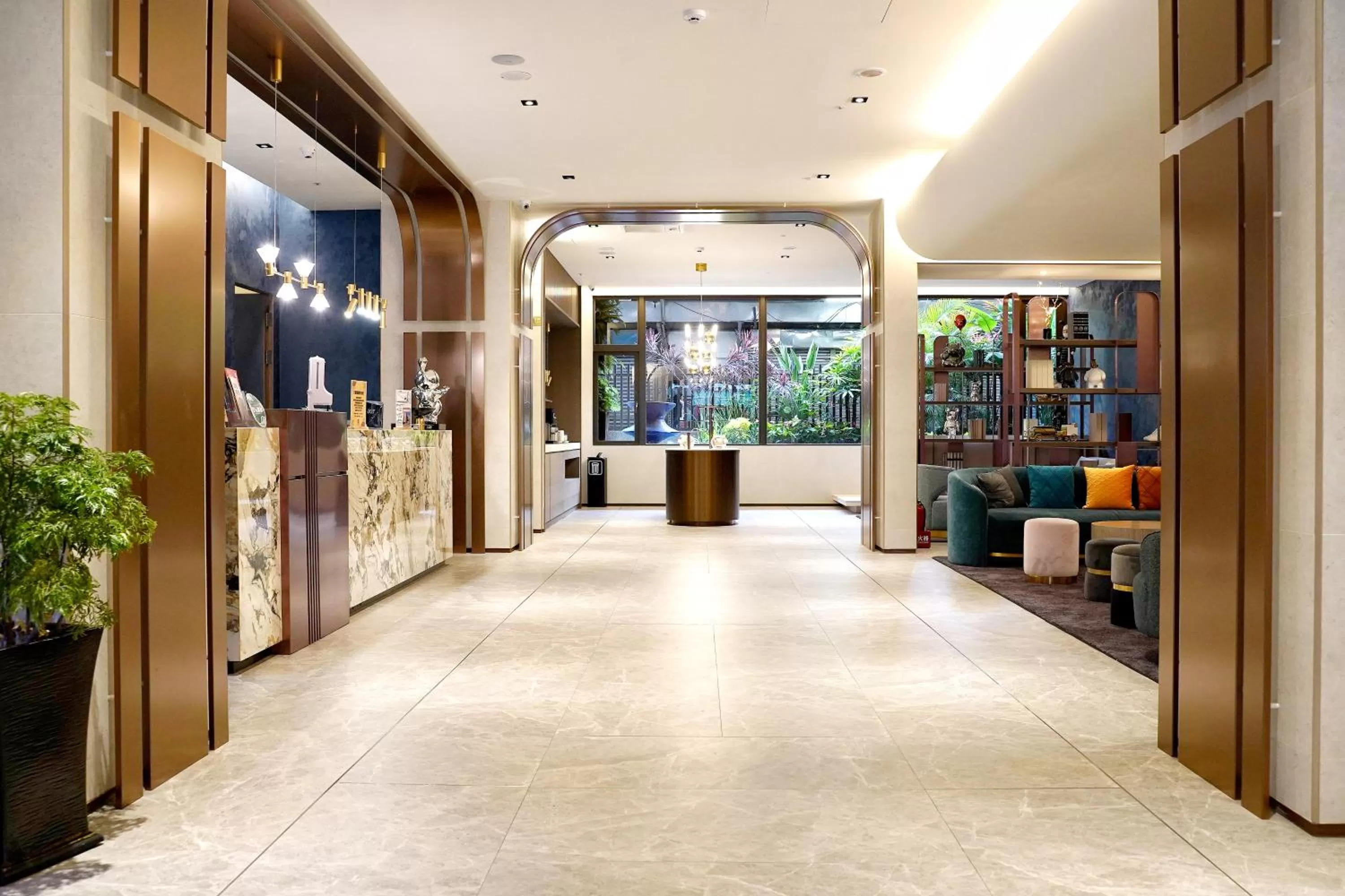 Lobby or reception in Tenz Go Hotel