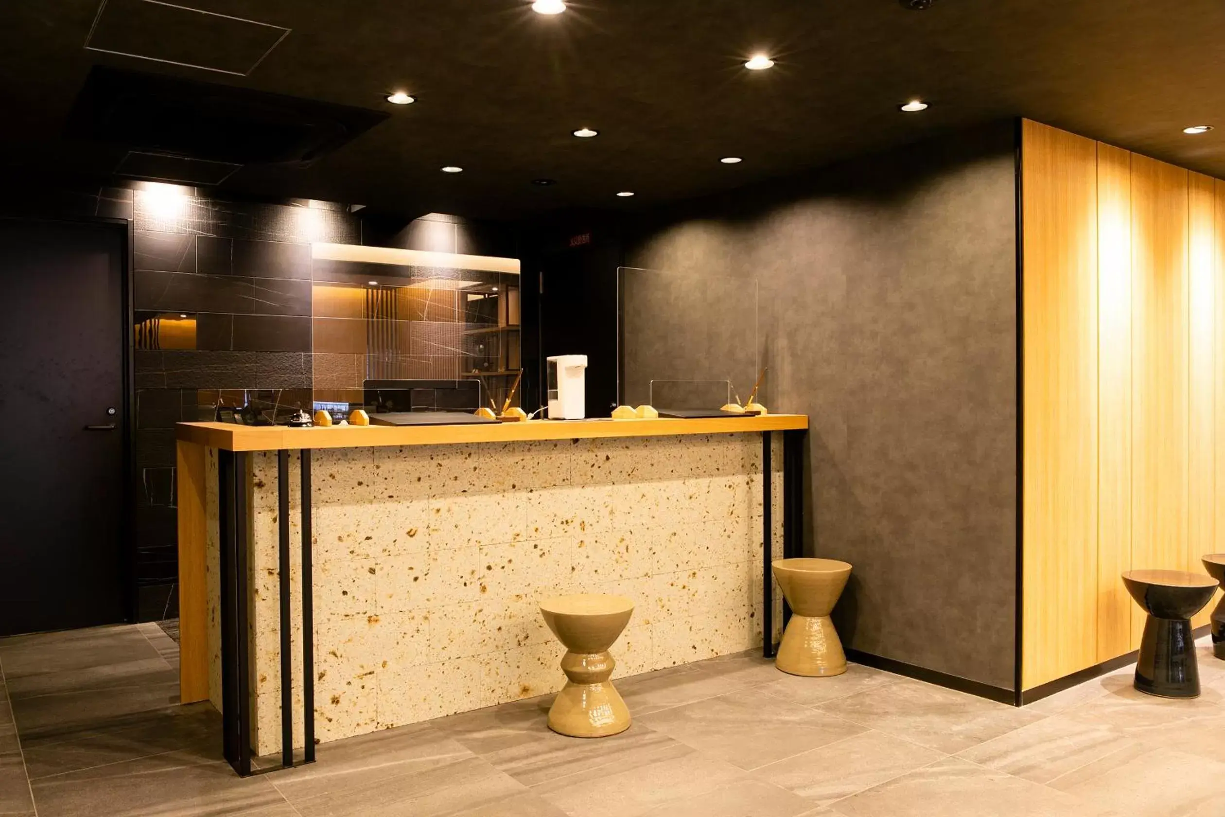 Area and facilities, Lobby/Reception in Hotel Wing International Premium Kyoto Sanjo