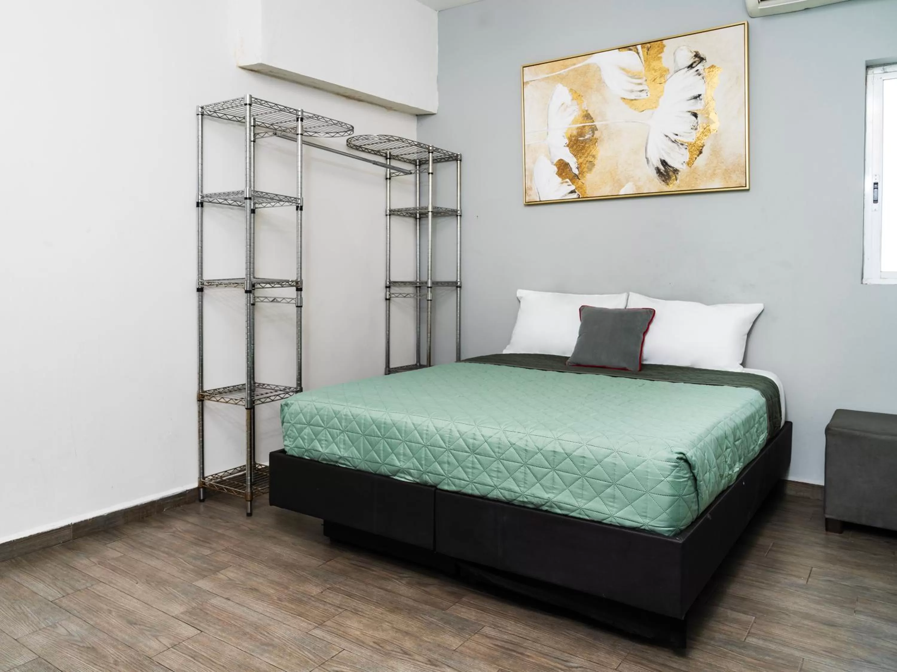 Bed in ADHOC Express