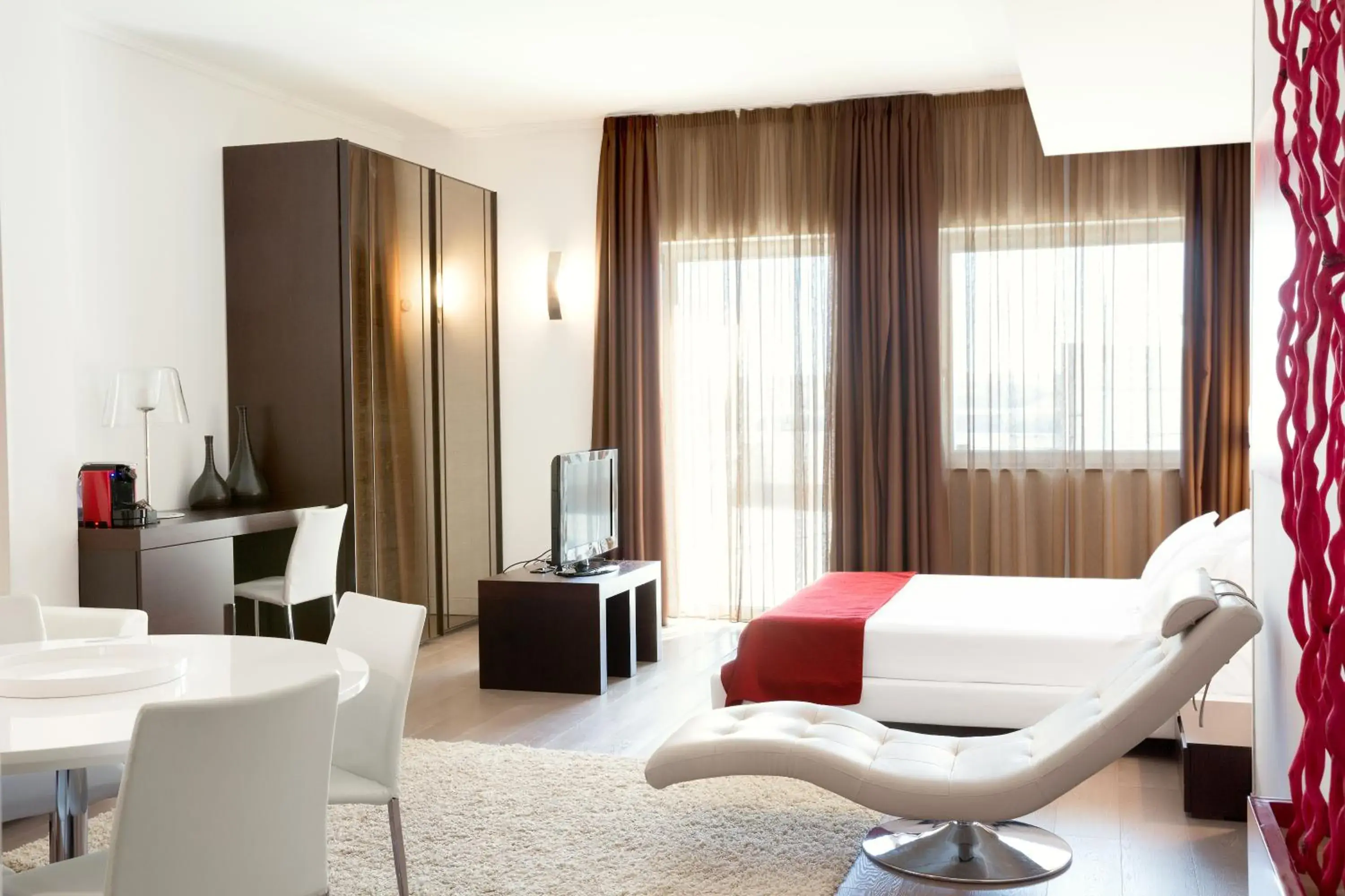 Bedroom in Mediterraneo Palace Hotel