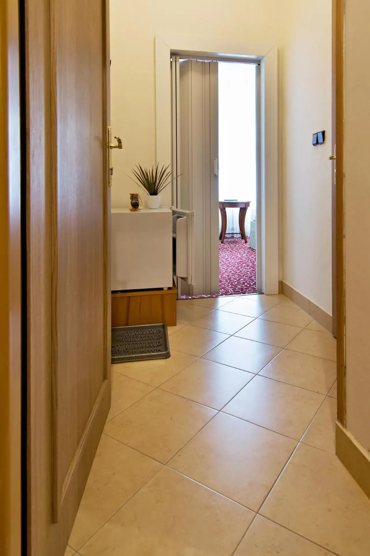 Photo of the whole room in Romania Photo of the whole room in Romania