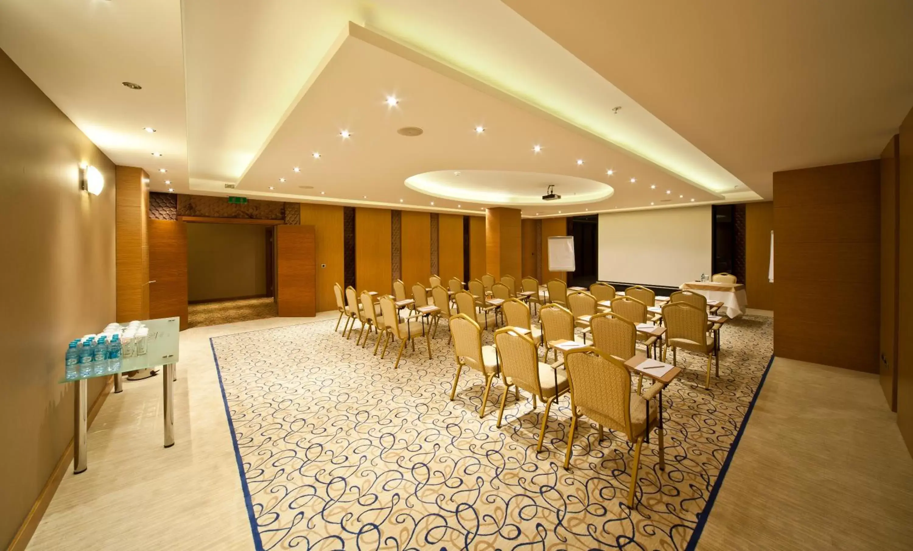 Business facilities in Volley Hotel Istanbul