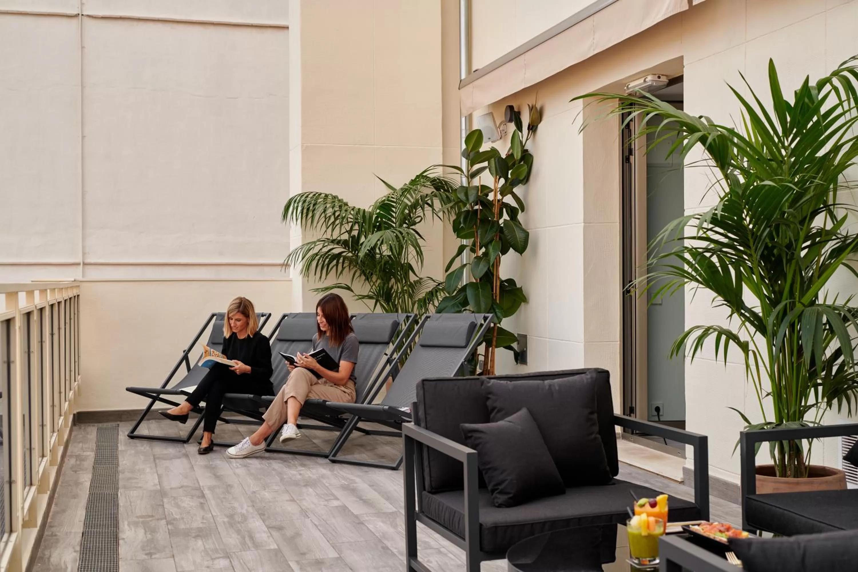 Balcony/Terrace in Room Mate Cosmo - City Centre, Valencia