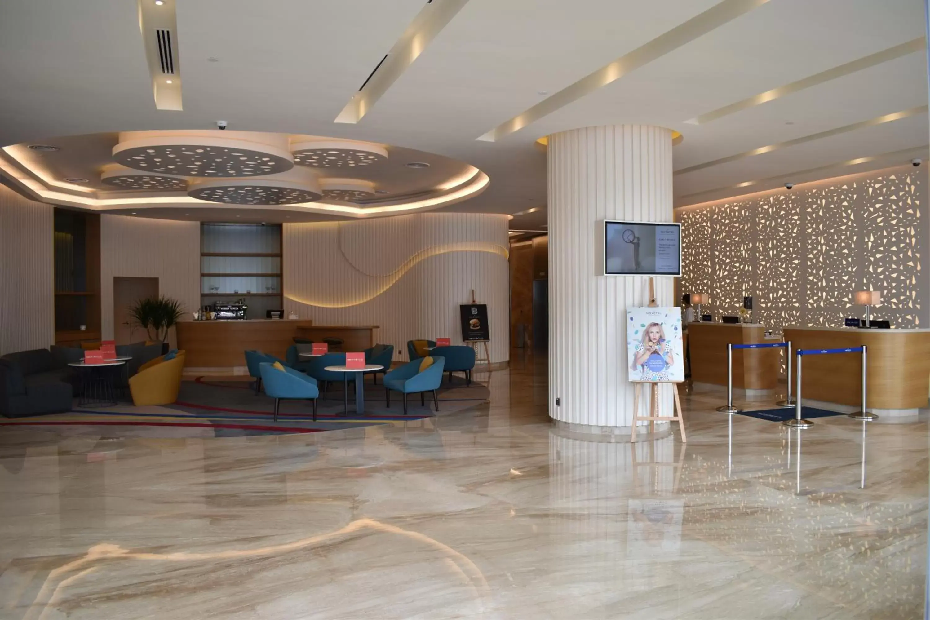 Lobby or reception in Novotel Taiping Lobby or reception in Novotel Taiping