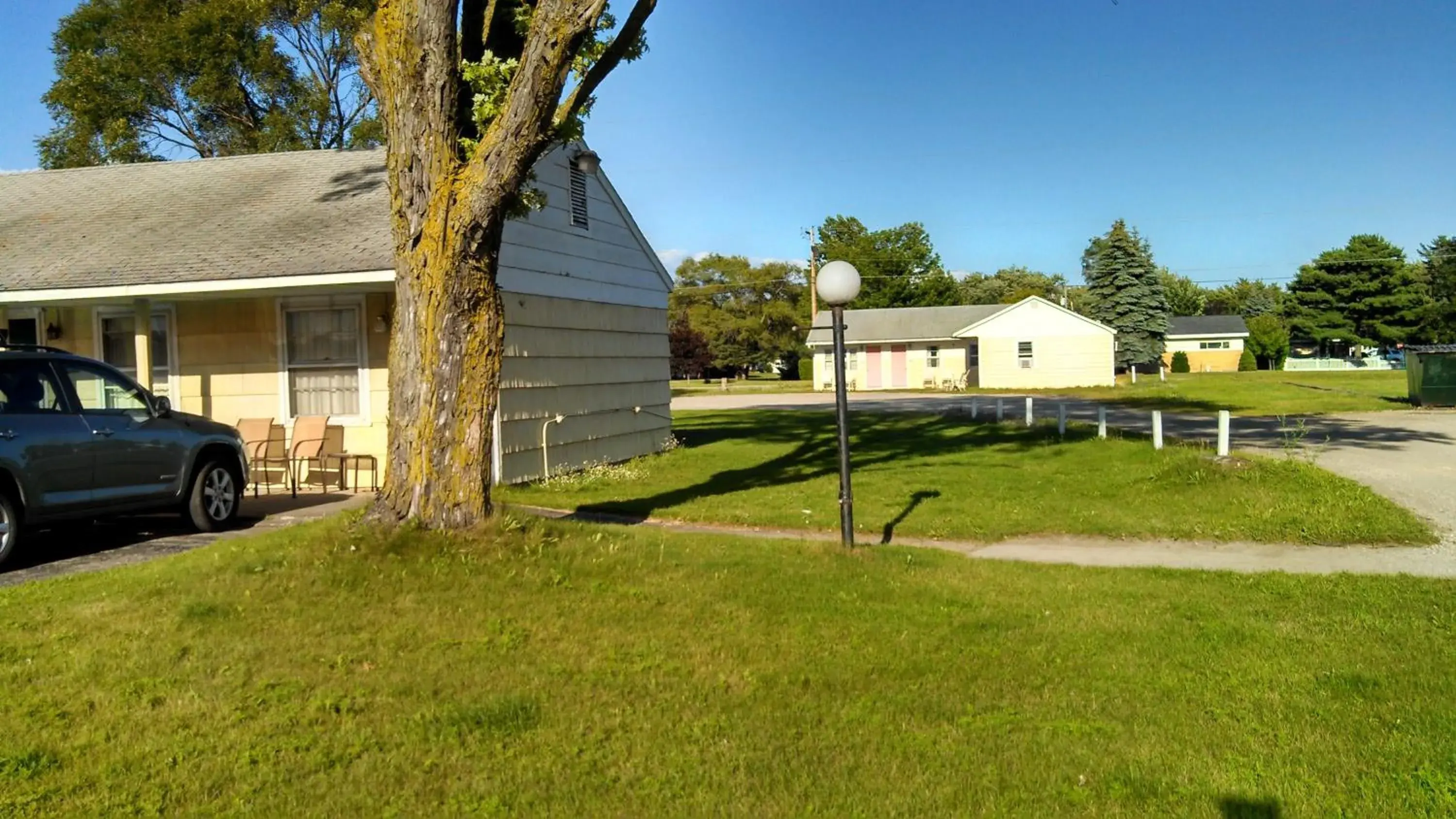 Property Building in Sunset Lodge Escanaba