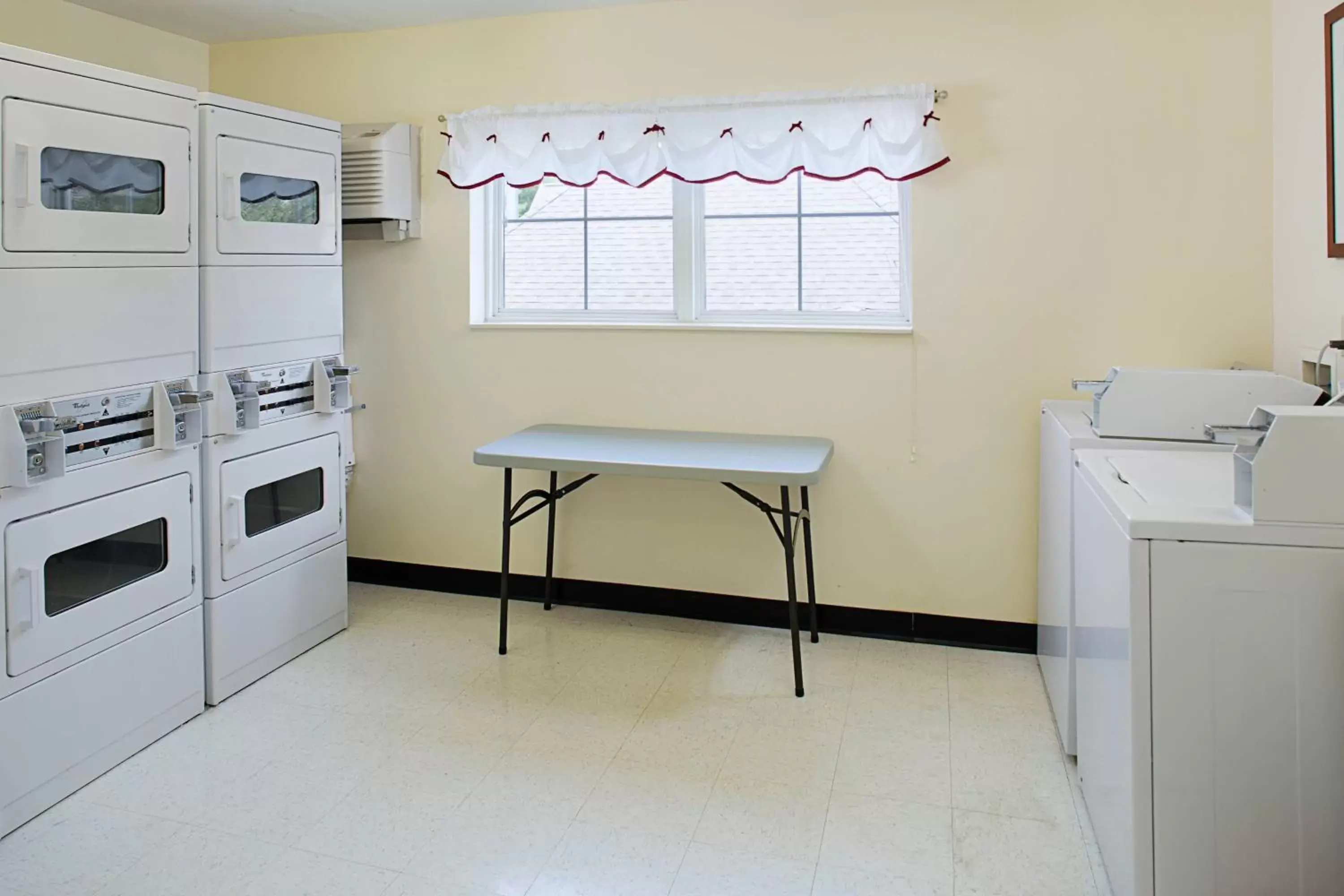 Other, Kitchen/Kitchenette in Residence Inn Boston Foxborough