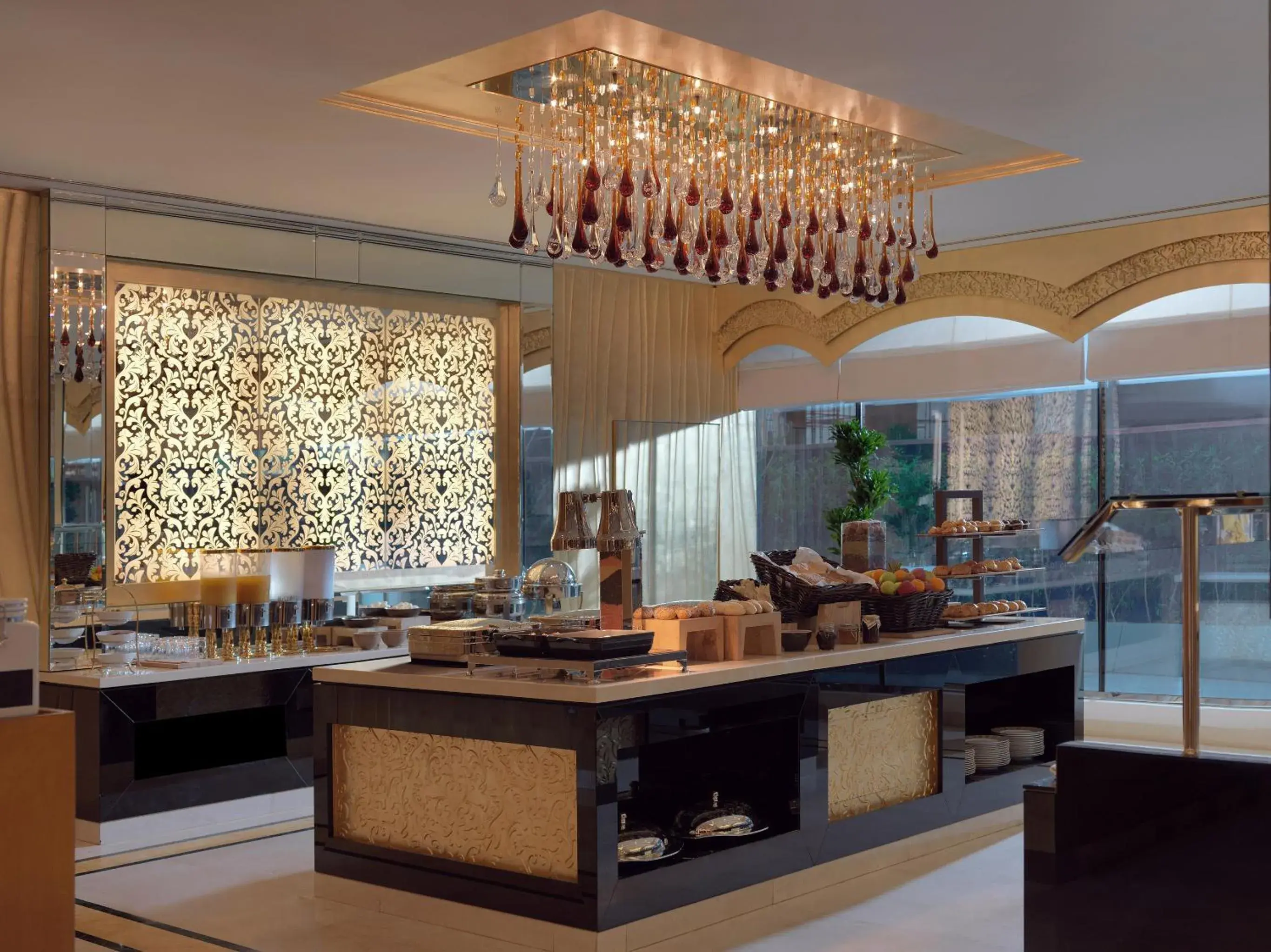 Restaurant/Places to Eat in Damac Maison Dubai Mall Street