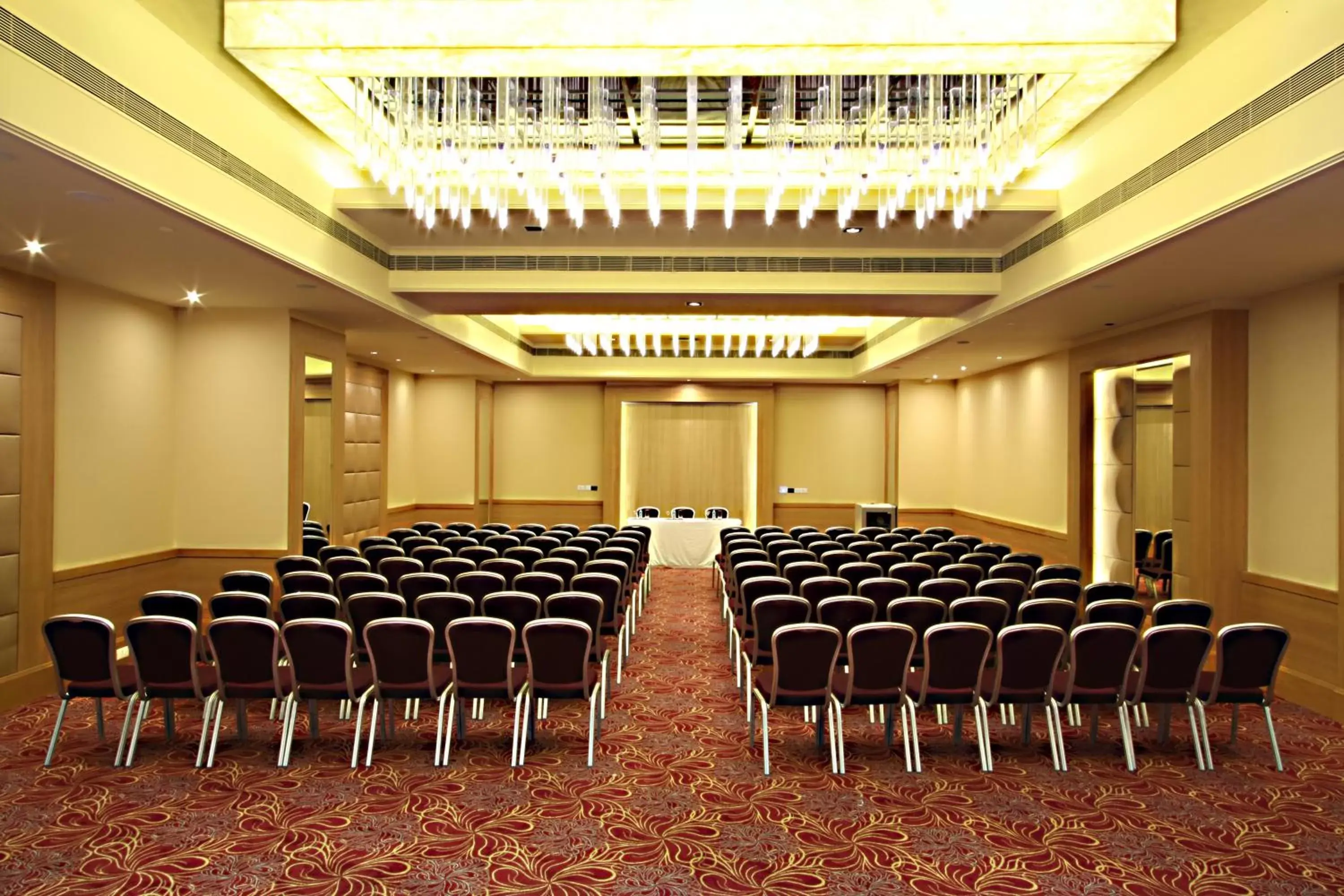 Banquet/Function facilities in Radisson Hyderabad Hitec City