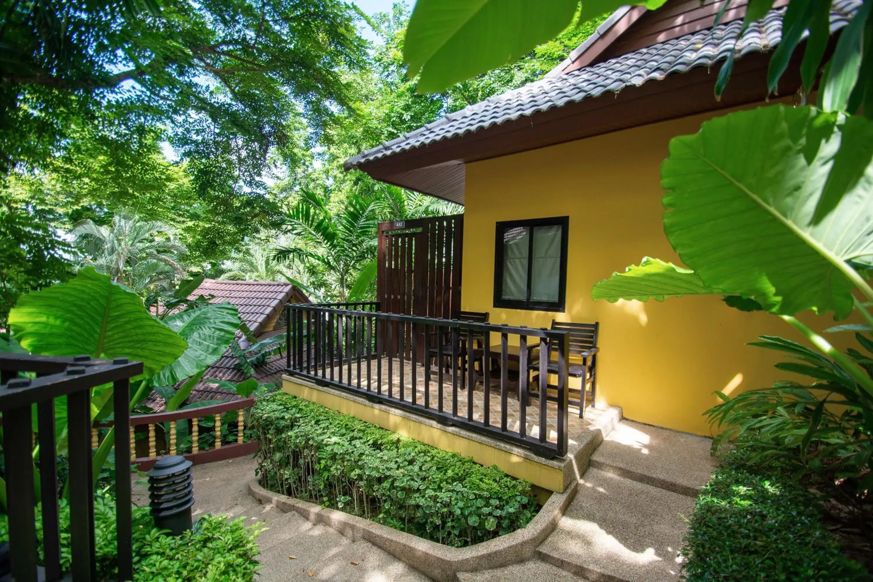 Facade/entrance in Peach Hill Resort - SHA Extra Plus Facade/entrance in Peach Hill Resort - SHA Extra Plus