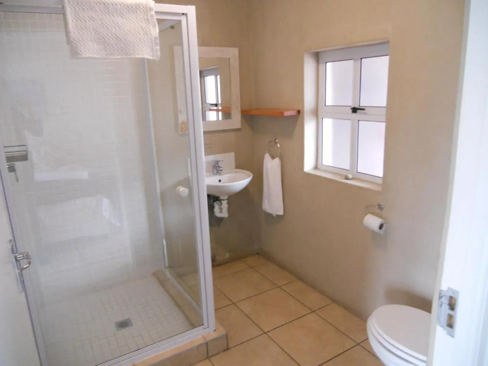 Bathroom in Blue Bay Lodge