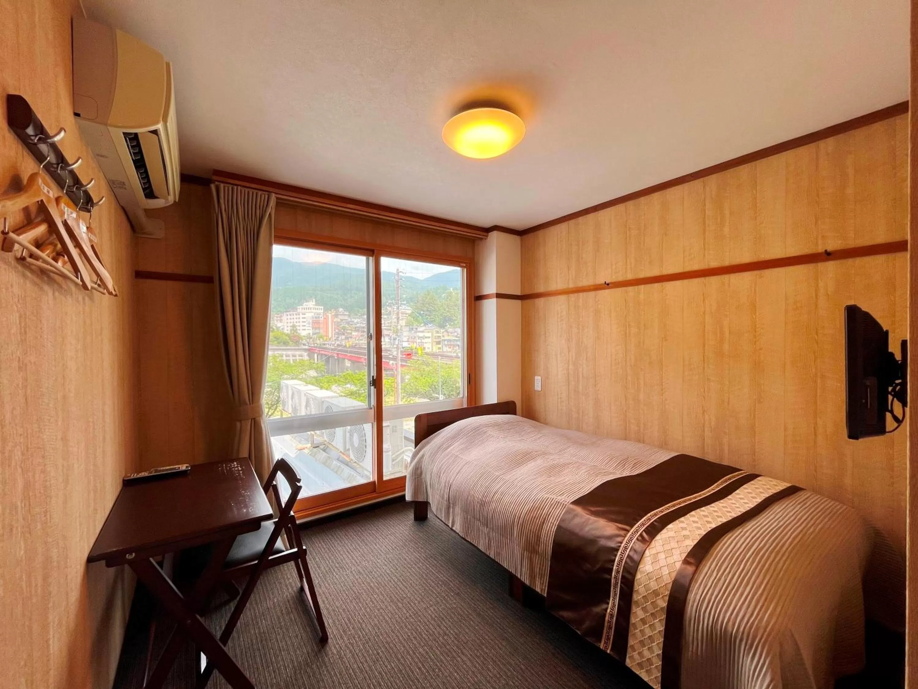 Bedroom, Bed in Fukiya