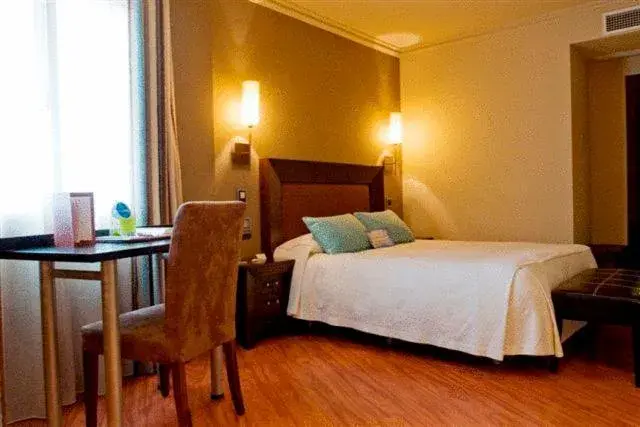 Double Room (1 - 2 Adults) in Hotel Del Val