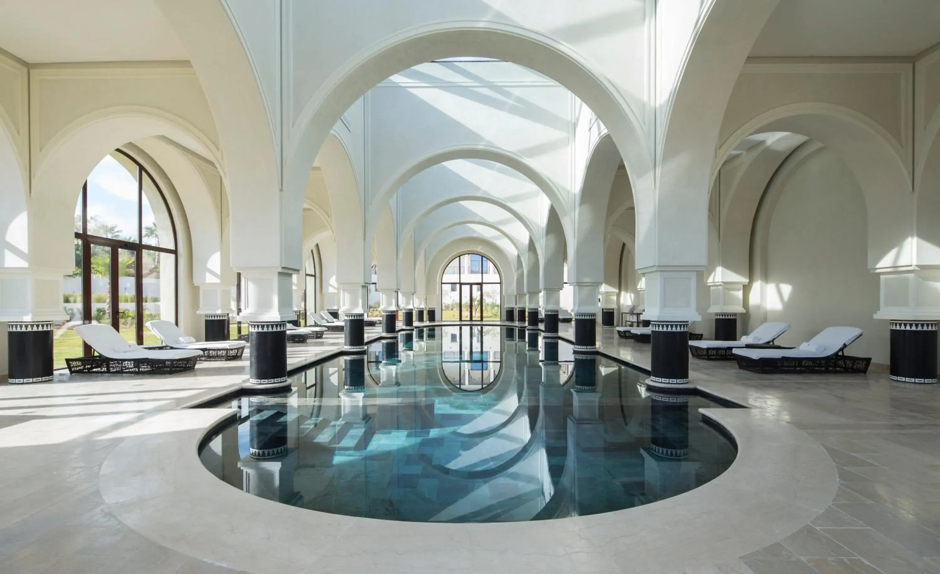 Swimming pool in Four Seasons Hotel Tunis Swimming pool in Four Seasons Hotel Tunis