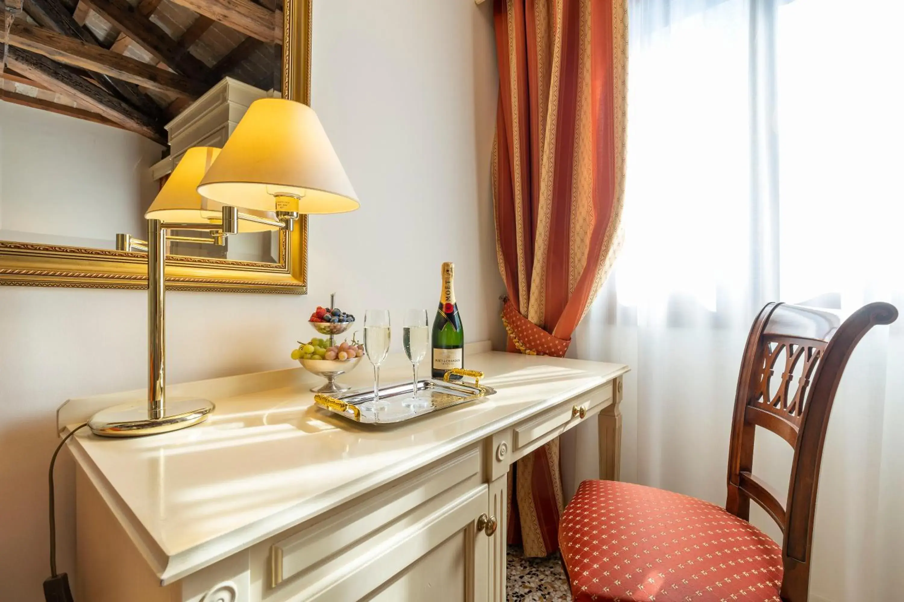 Bedroom in Hotel Bella Venezia