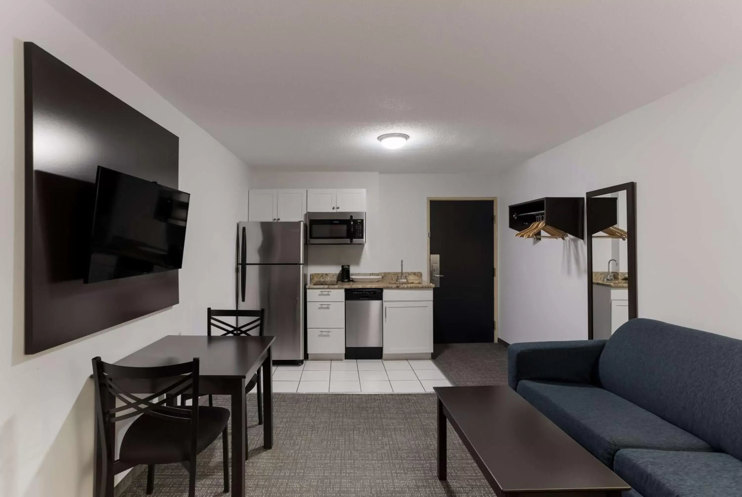 Bedroom, Seating Area in SureStay Hotel by Best Western Presque Isle