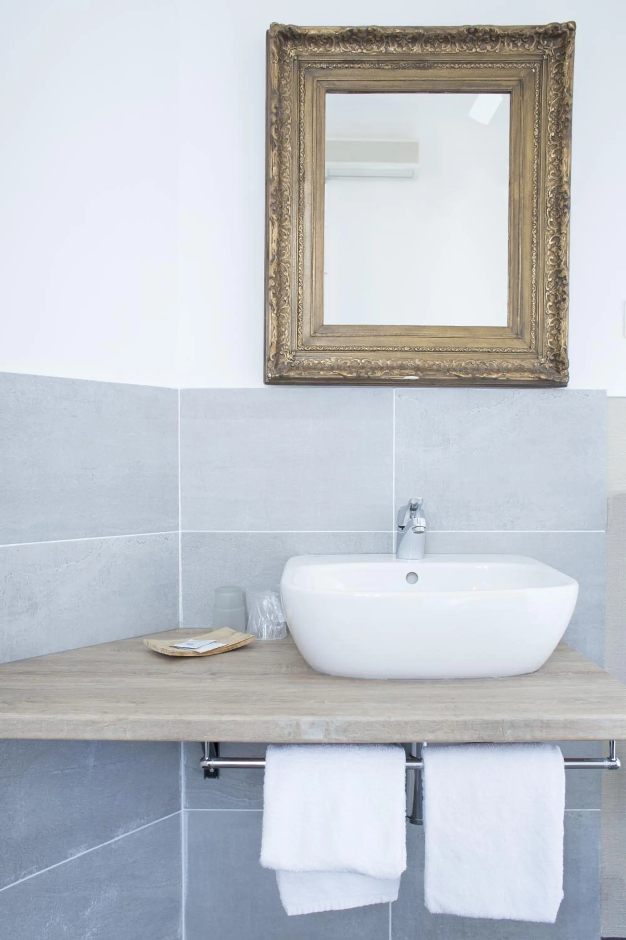 Bathroom in Loggia Fiorentina
