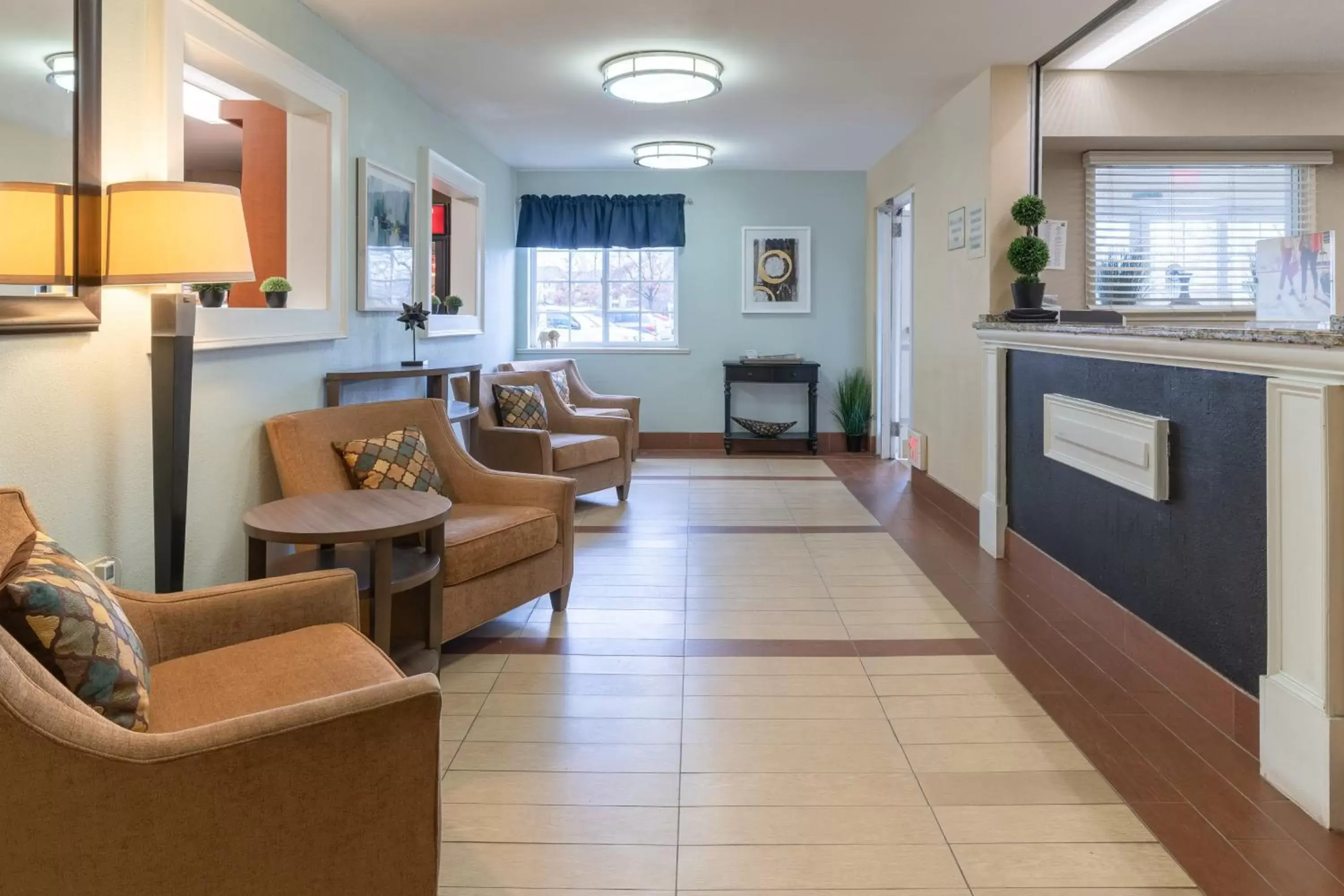 Property building, Lobby/Reception in Candlewood Suites Washington-Dulles Herndon, an IHG Hotel