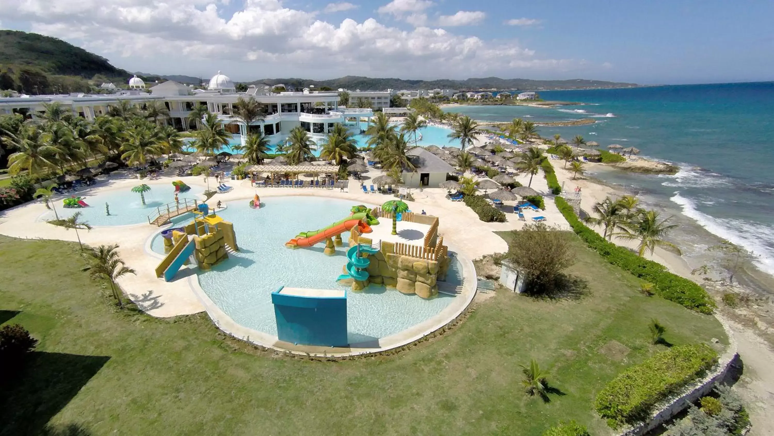 Pool view in Grand Palladium Lady Hamilton Resort & Spa - All Inclusive Pool view in Grand Palladium Lady Hamilton Resort & Spa - All Inclusive