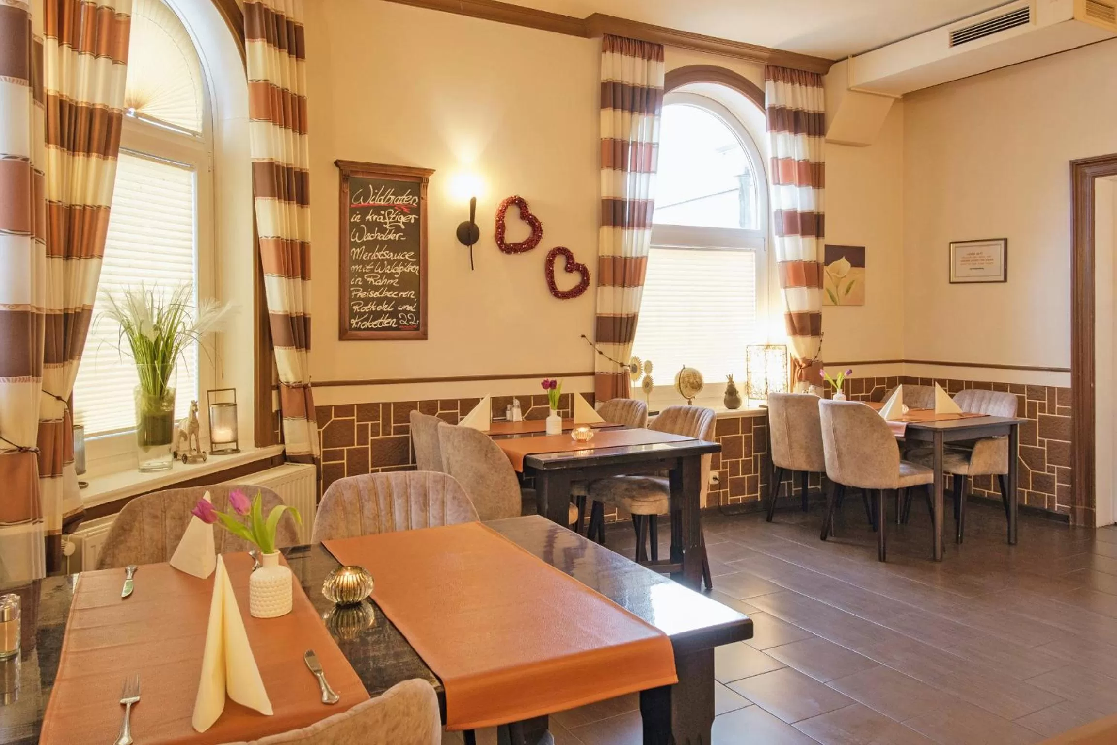 Restaurant/places to eat in Hotel-Restaurant Holsteiner Hof