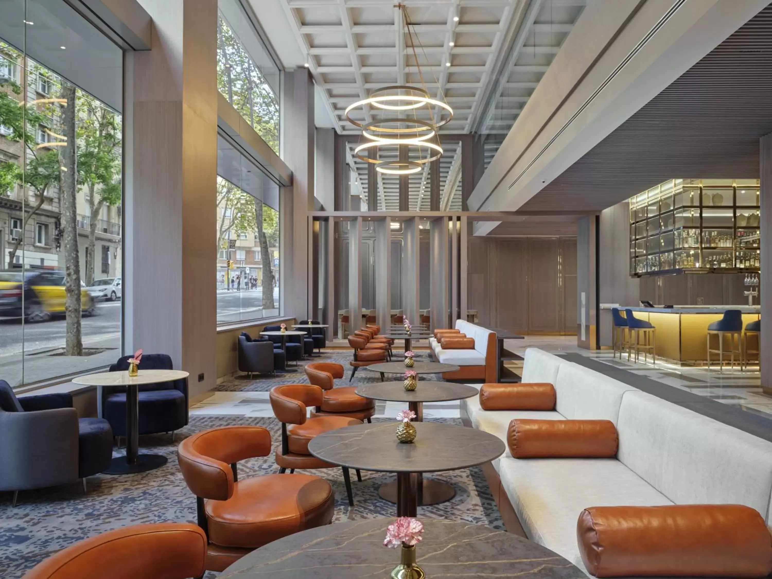 Lobby or reception, Lounge/Bar in InterContinental Barcelona, an IHG Hotel