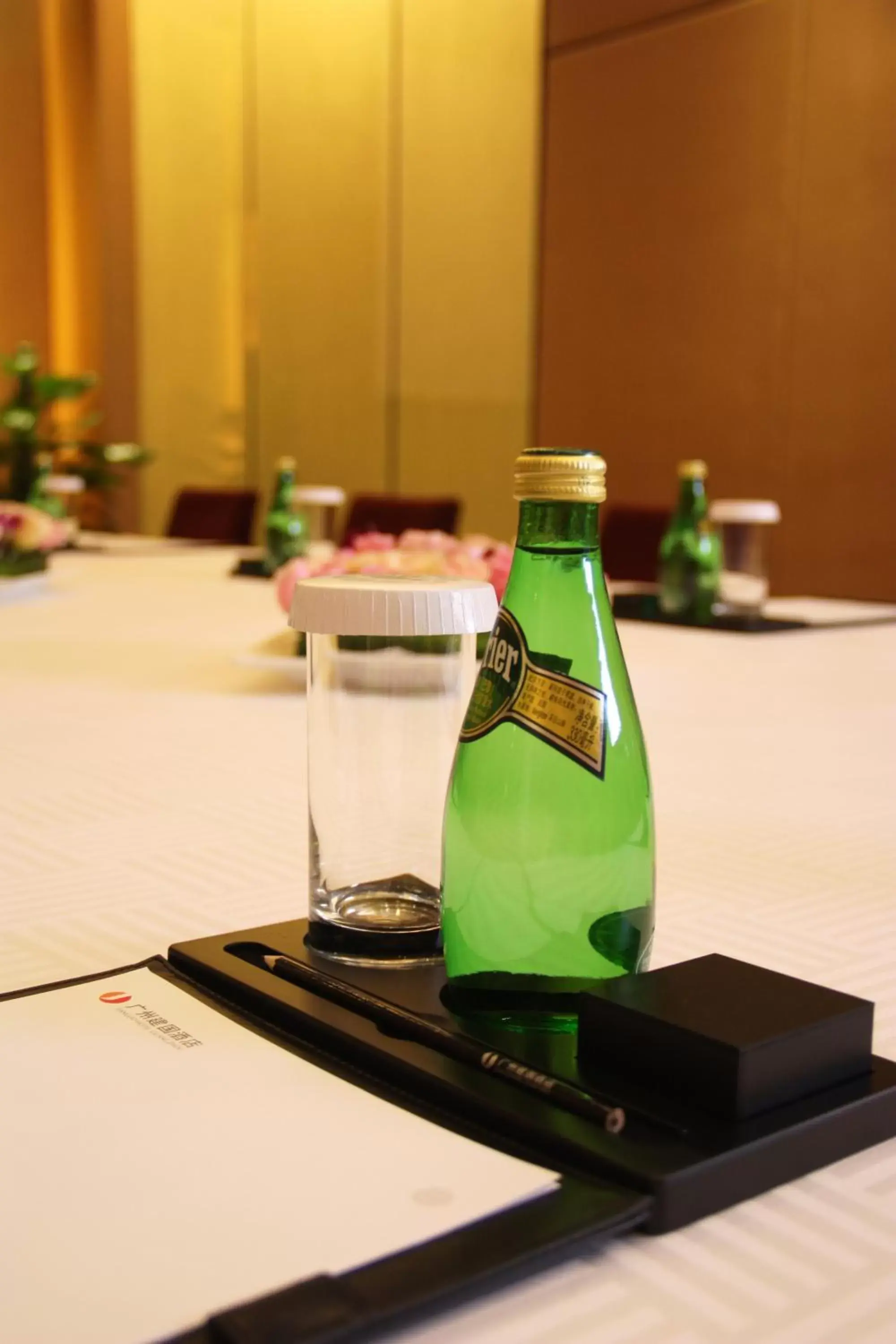 Business facilities in Jianguo Hotel Guangzhou