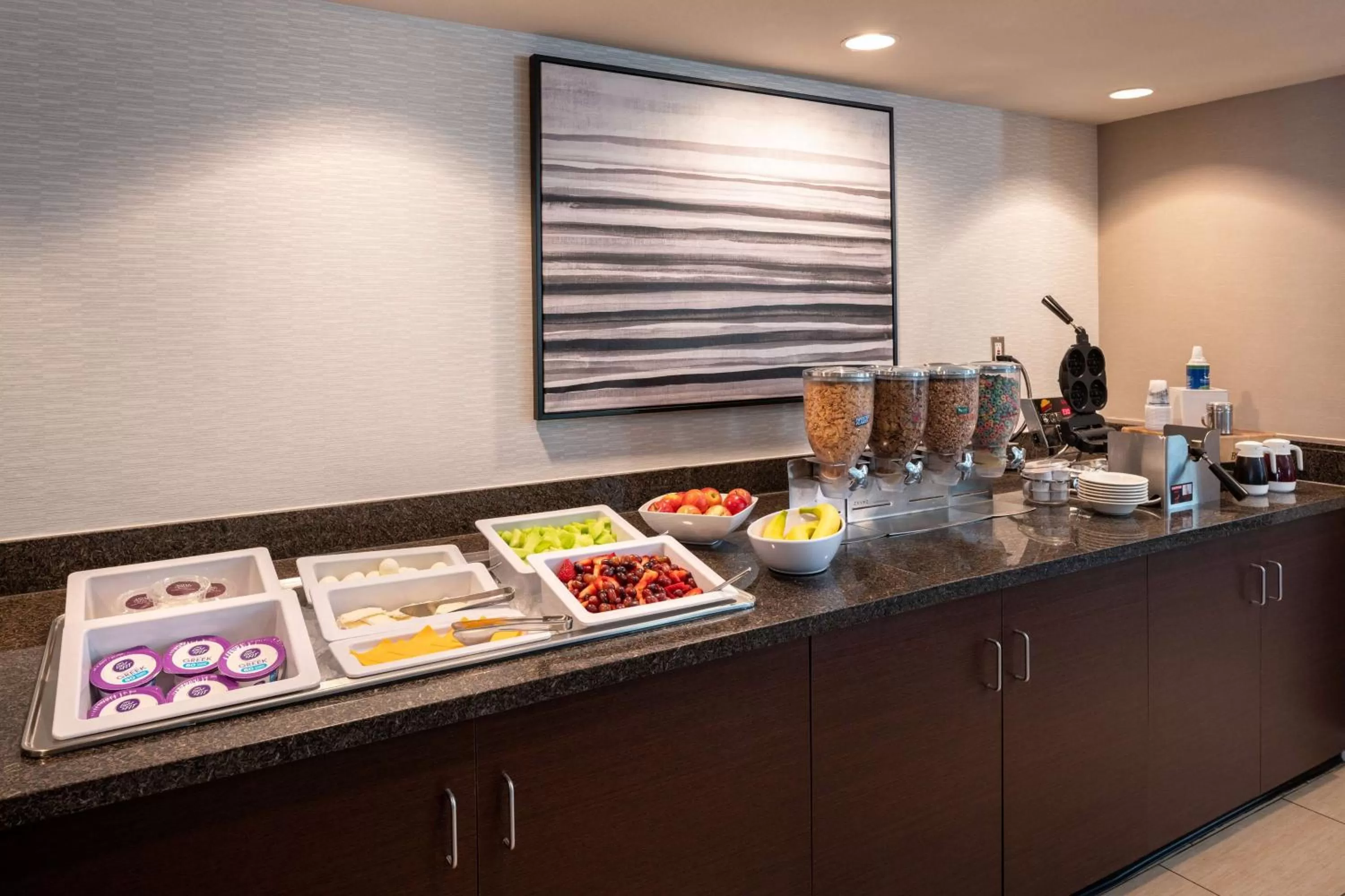 Breakfast in Sonesta ES Suites Tempe