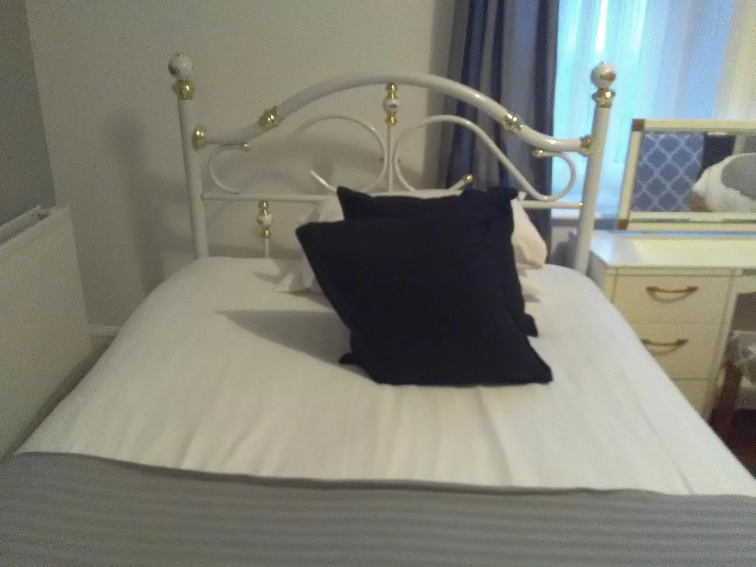 Bed in Newcastle West Hotel & Bar