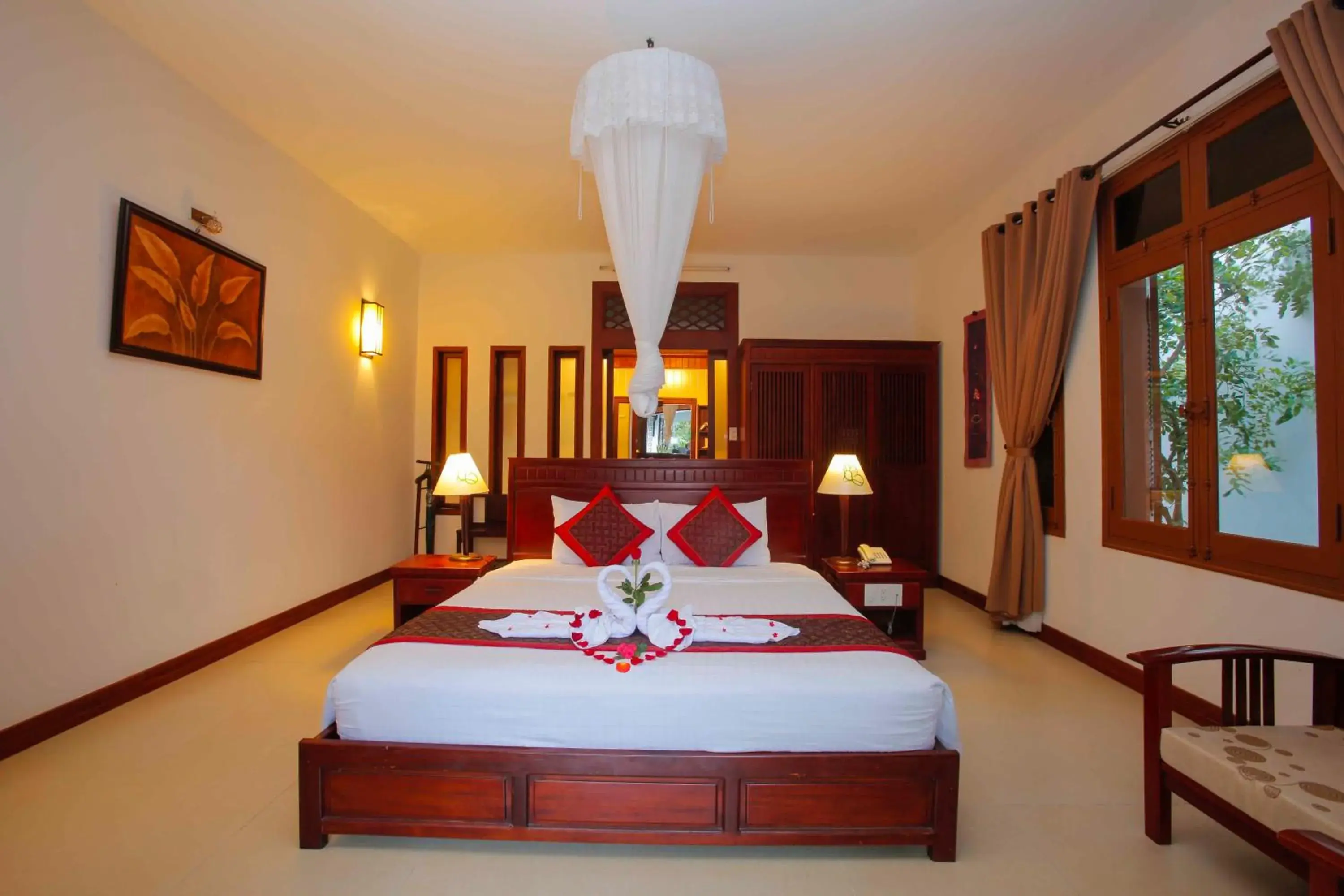 Bed in Hoi An Garden Villas