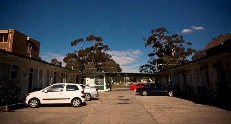 Facade/entrance, Property Building in Parkville Motel