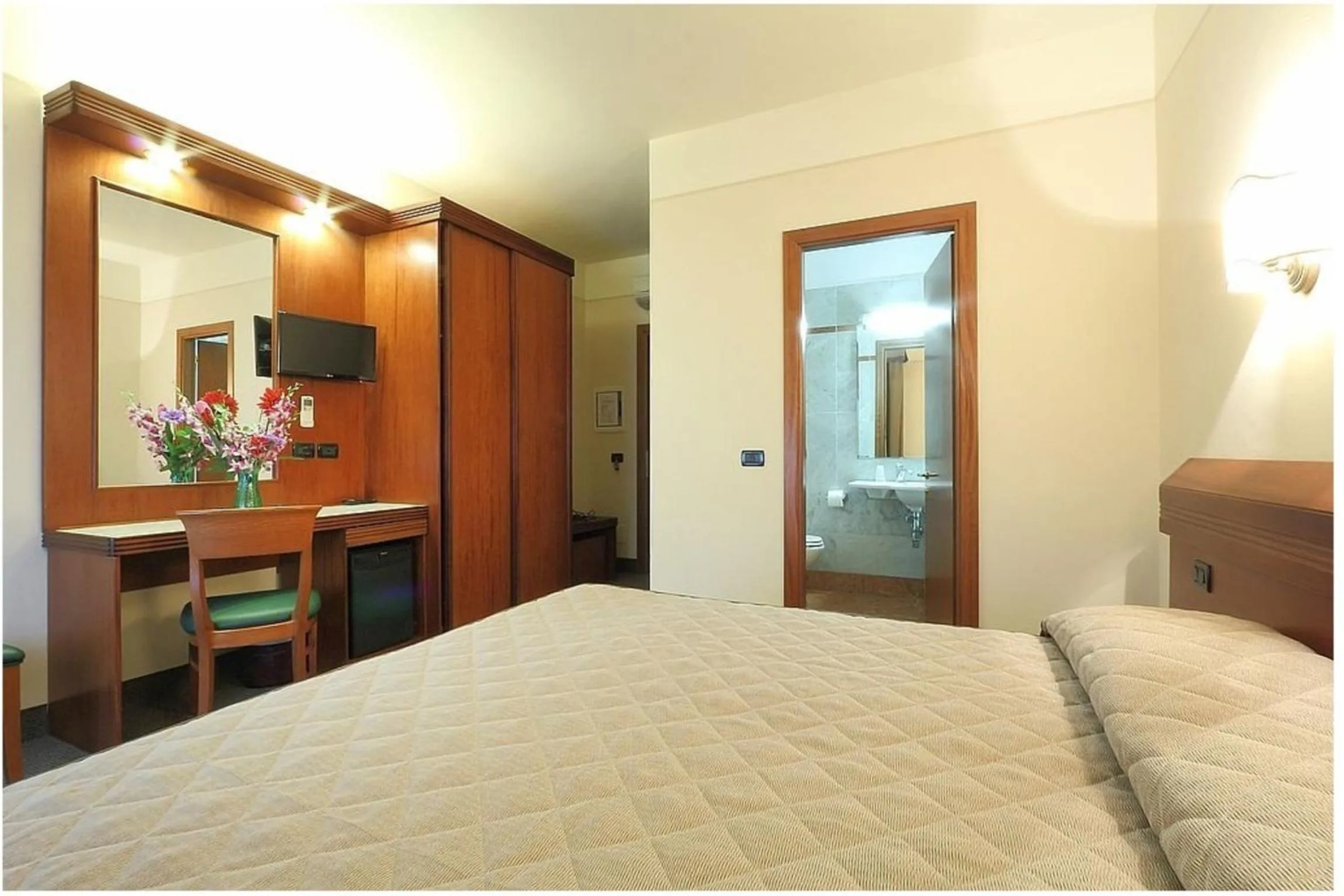 Bed in Hotel Arcadia