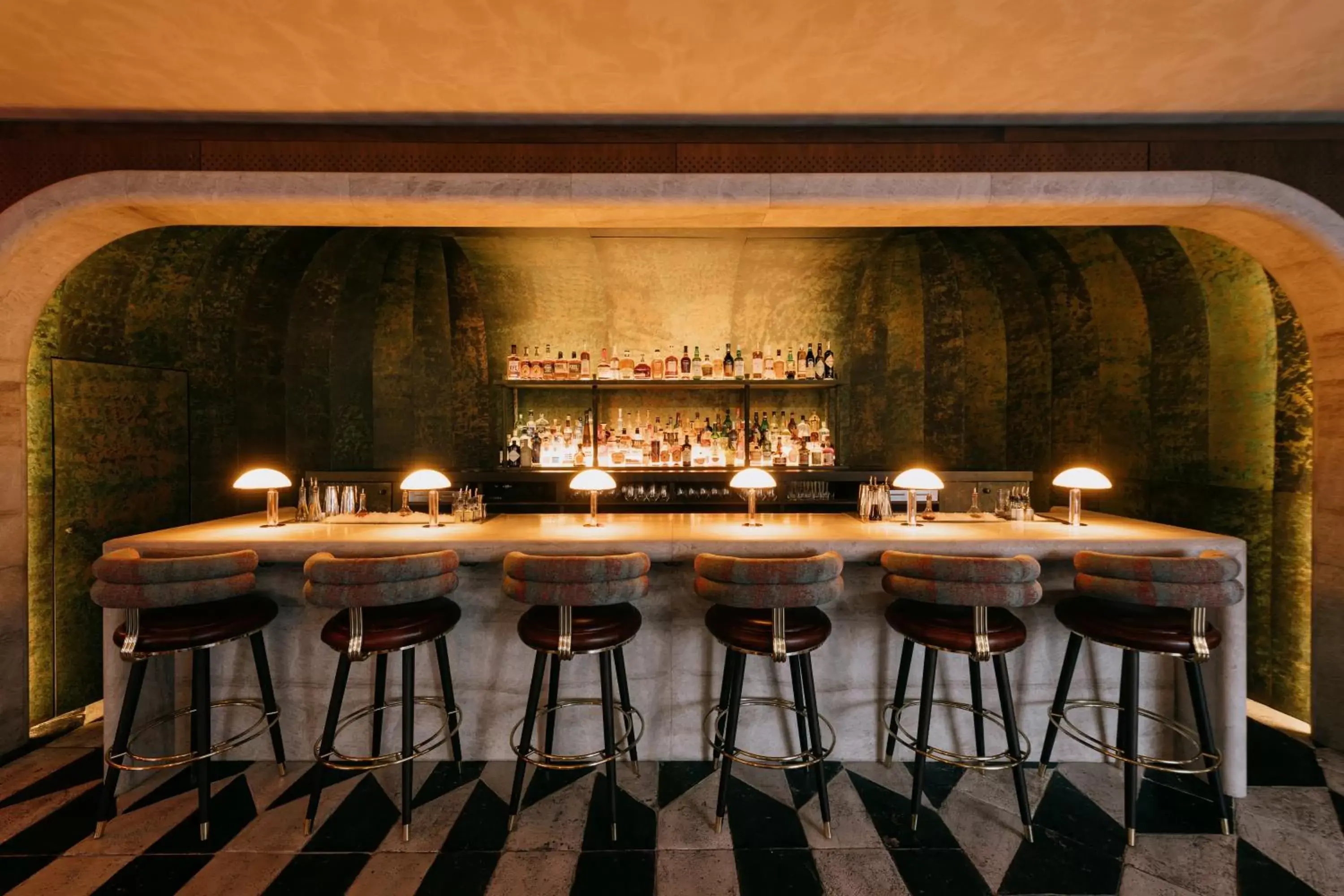 Lounge or bar in Pendry Manhattan West