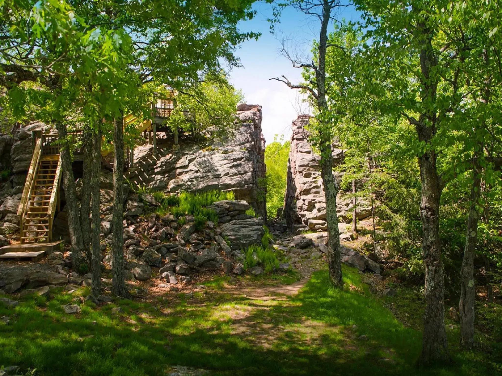 Facade/entrance, Garden in Split Rock Resort