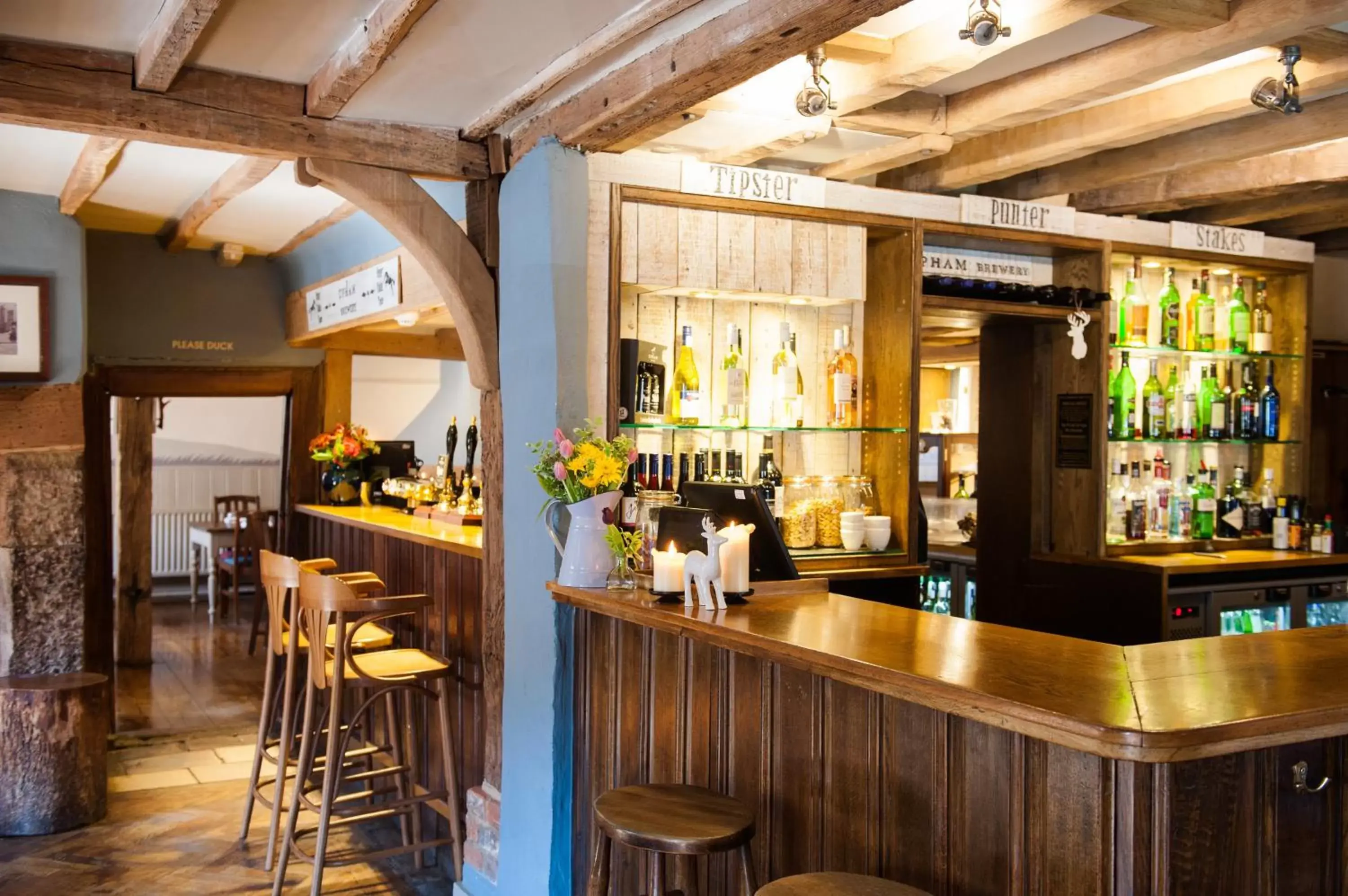 Lounge or bar, Lounge/Bar in The White Hart, South Harting