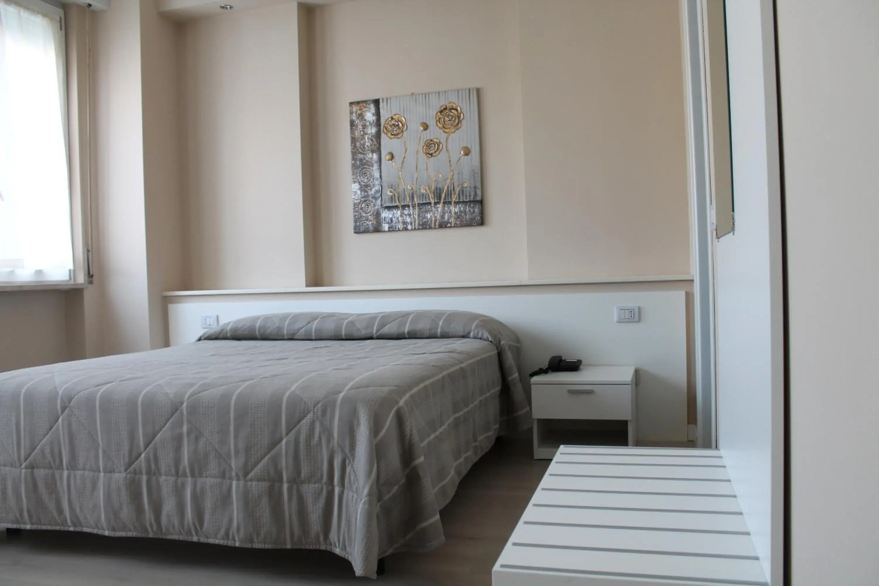 Bed in Hotel Cremona Viale