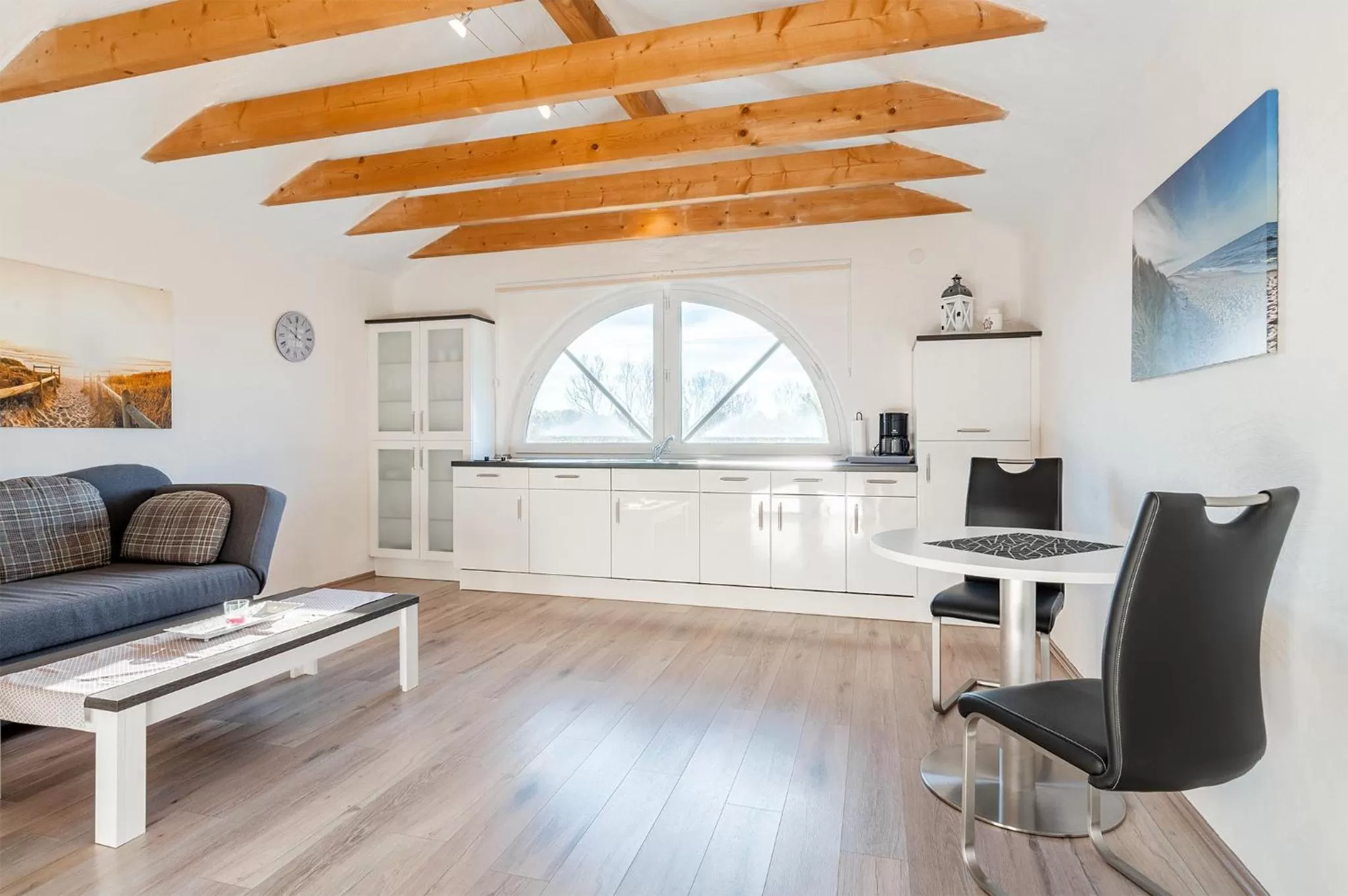 Kitchen or kitchenette in Villa Moorstern am Badesee Tannenhausen